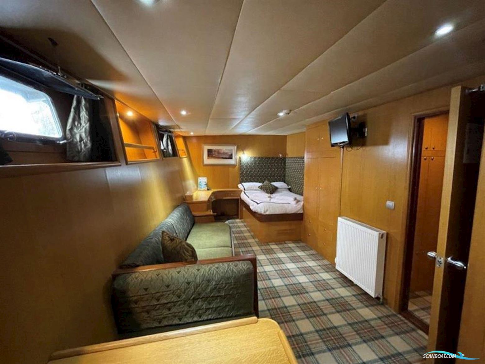 Motor Yacht Karadeniz 34m