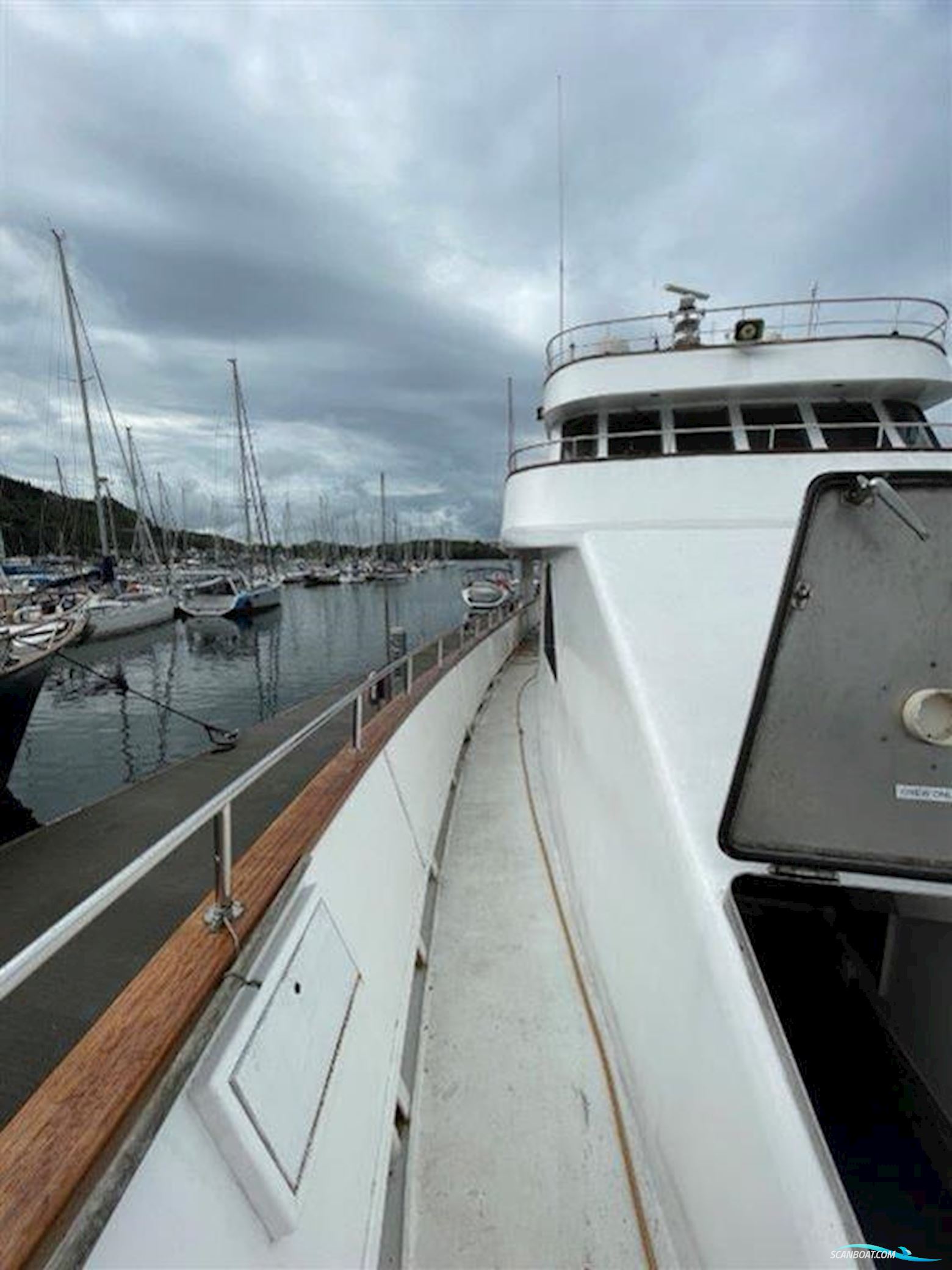 Motor Yacht Karadeniz 34m