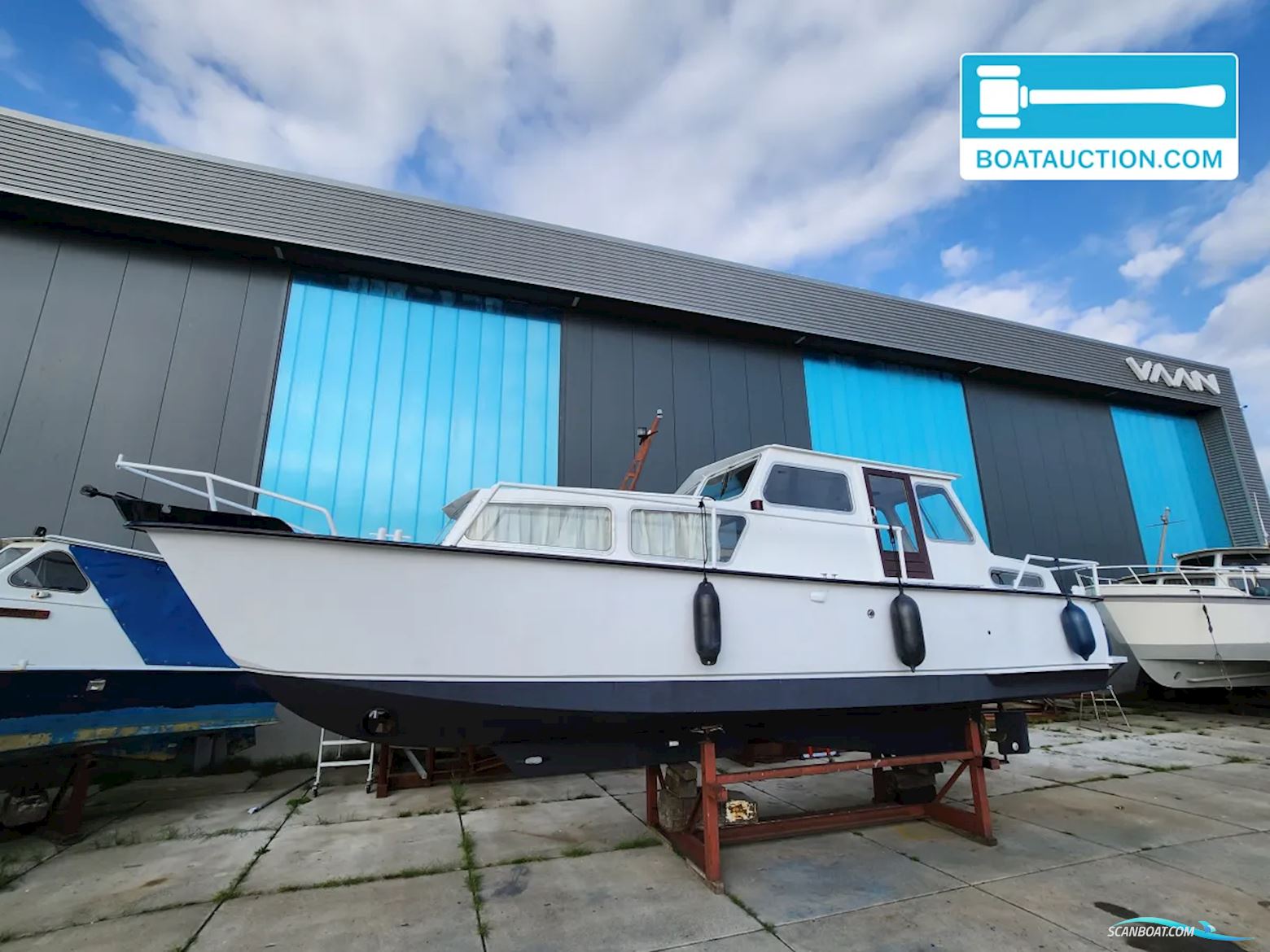 Motorboat 1050