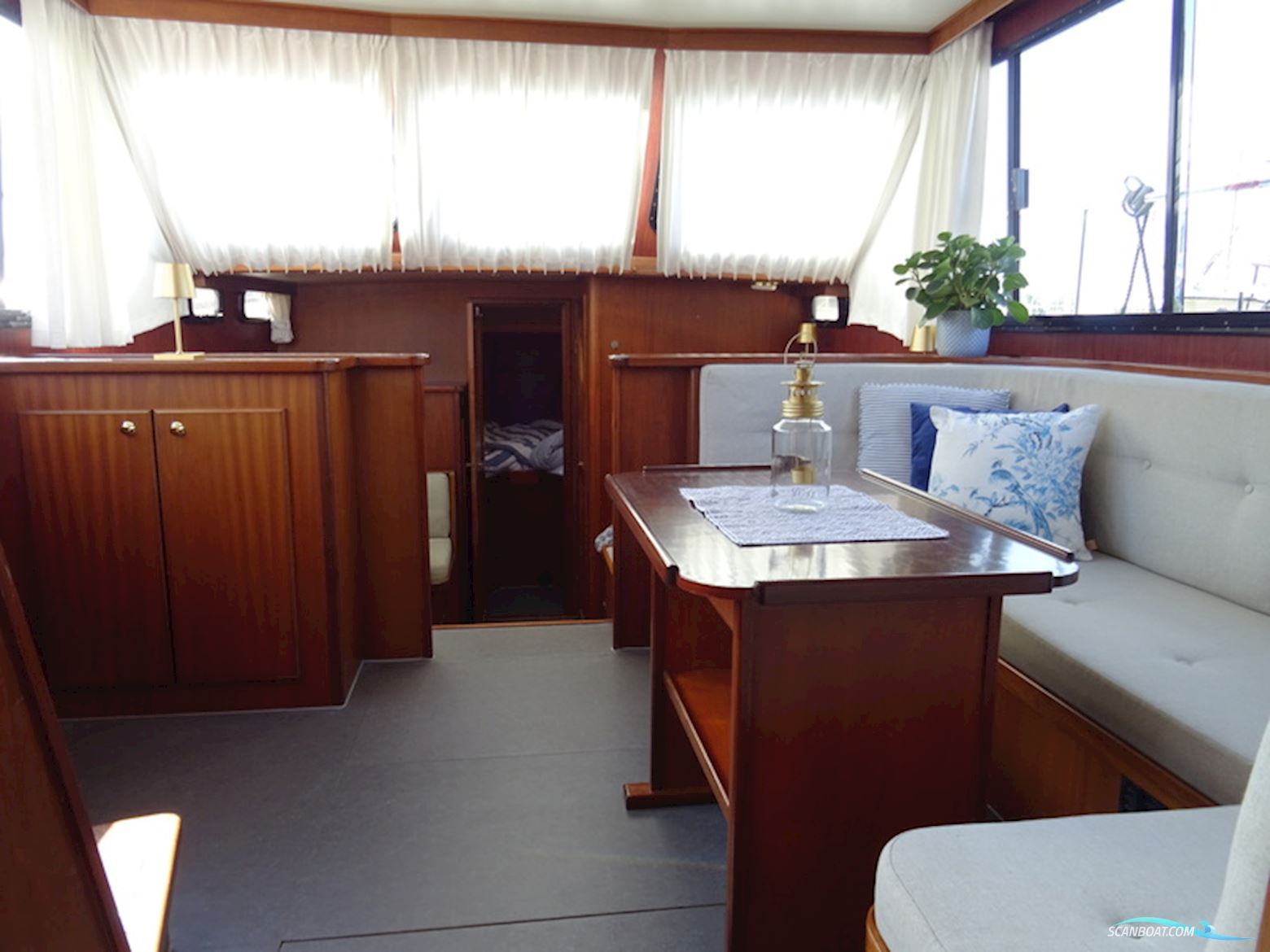 Motorkruiser 12.50 Divali