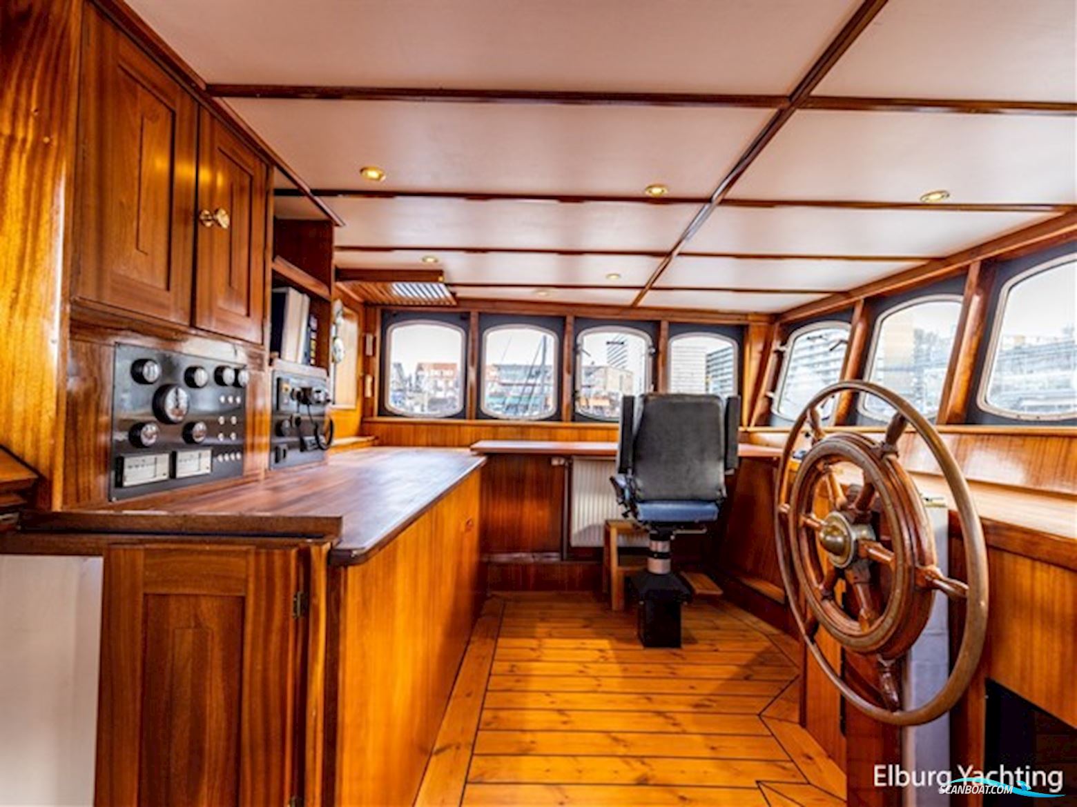 Motoryacht Cape Heima - Wonen op Het Water