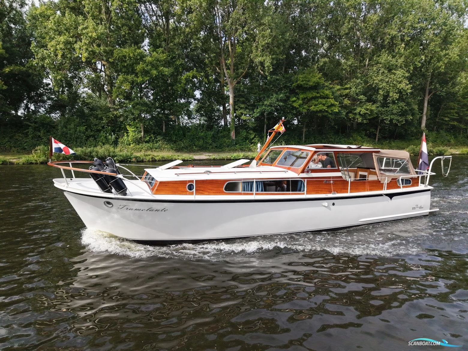 Mulder Super Favorite Deluxe 10.70 Motorbåd 1971, med Peugeot Indenor motor, Holland