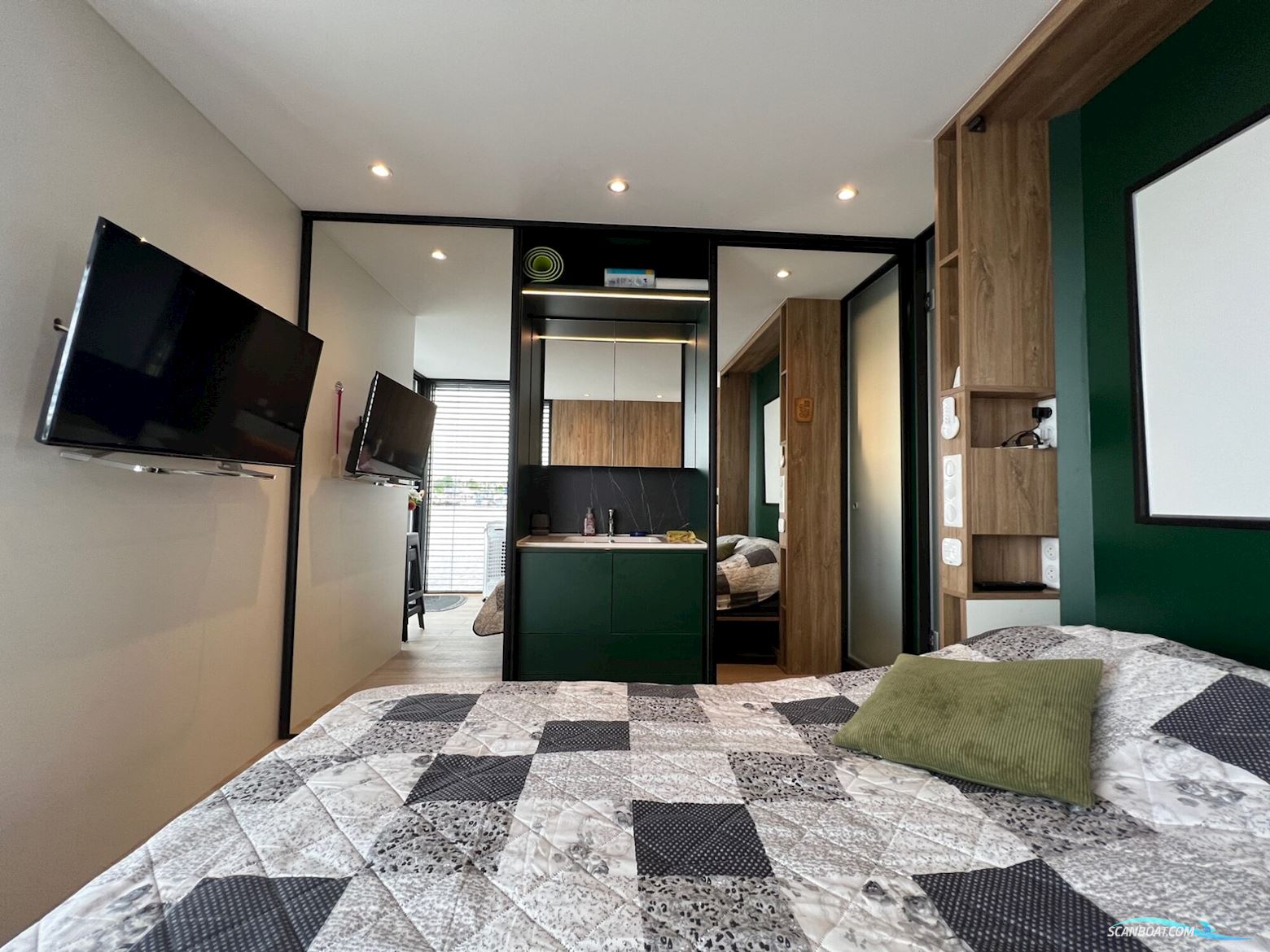 My Dream Houseboat 15.00