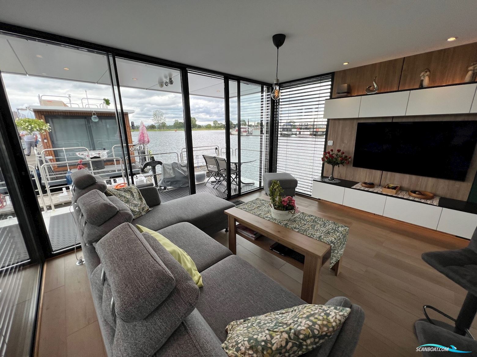 My Dream Houseboat 15.00