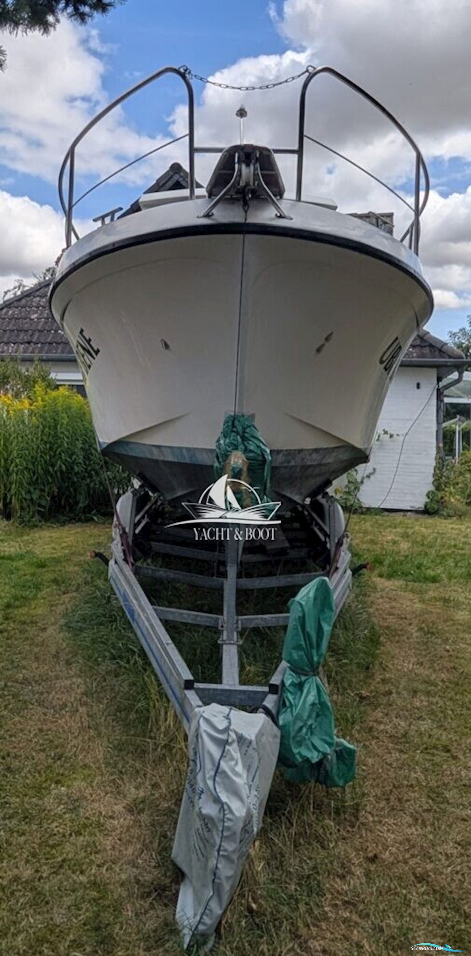 Müritz-Yacht Management Aquilla 900 Traveller