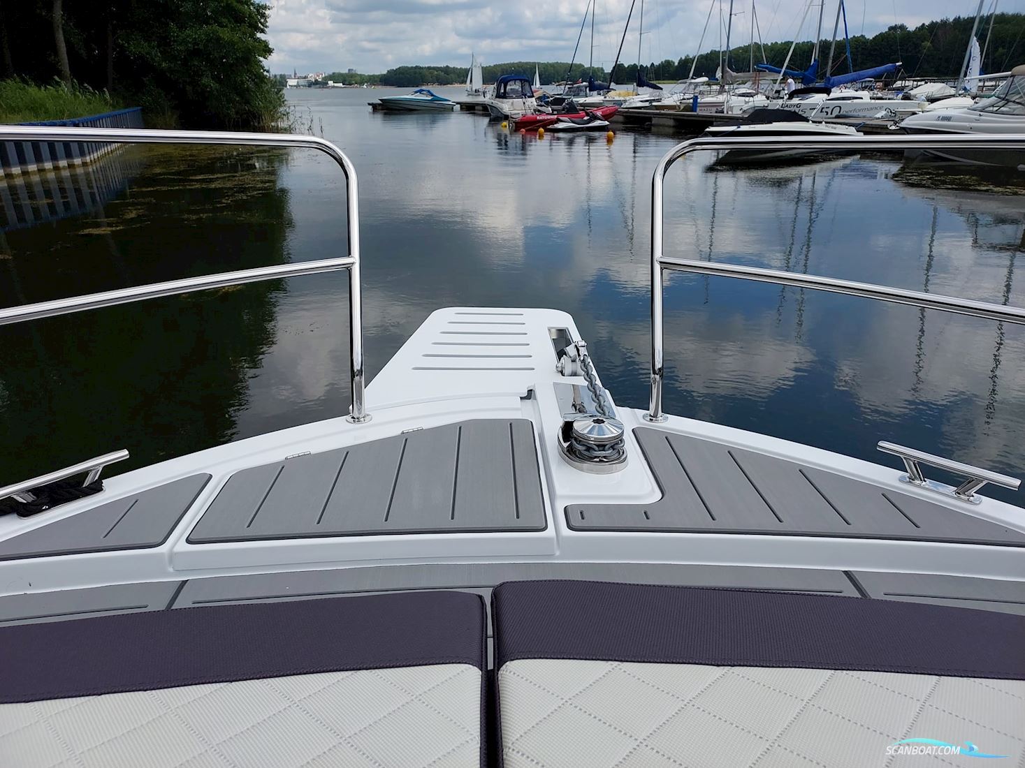 Nautic 880