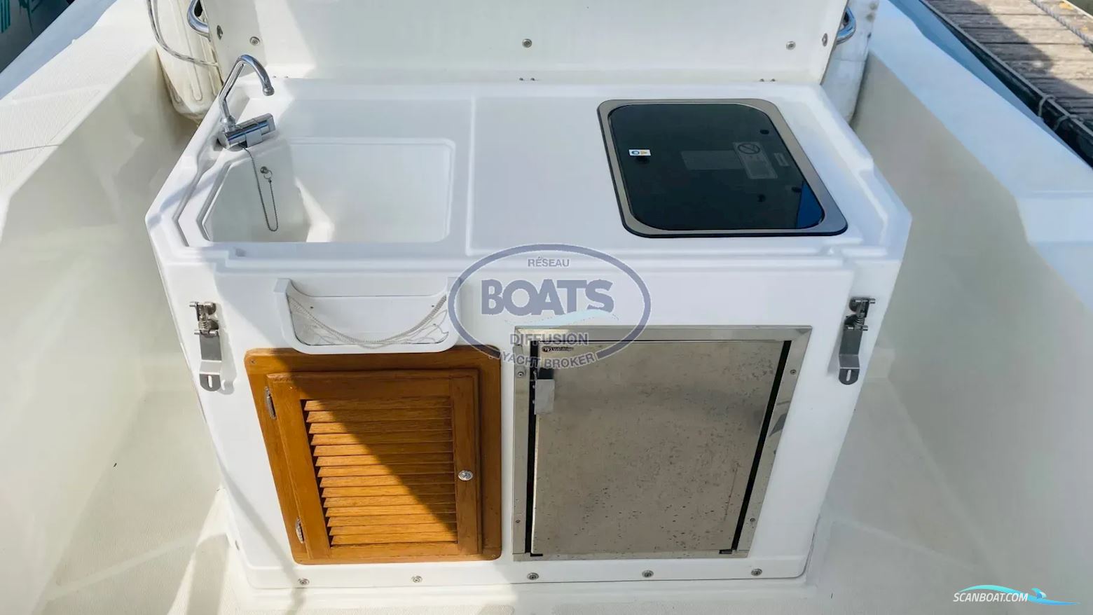 NAUTICA CAB SILVERADO 9