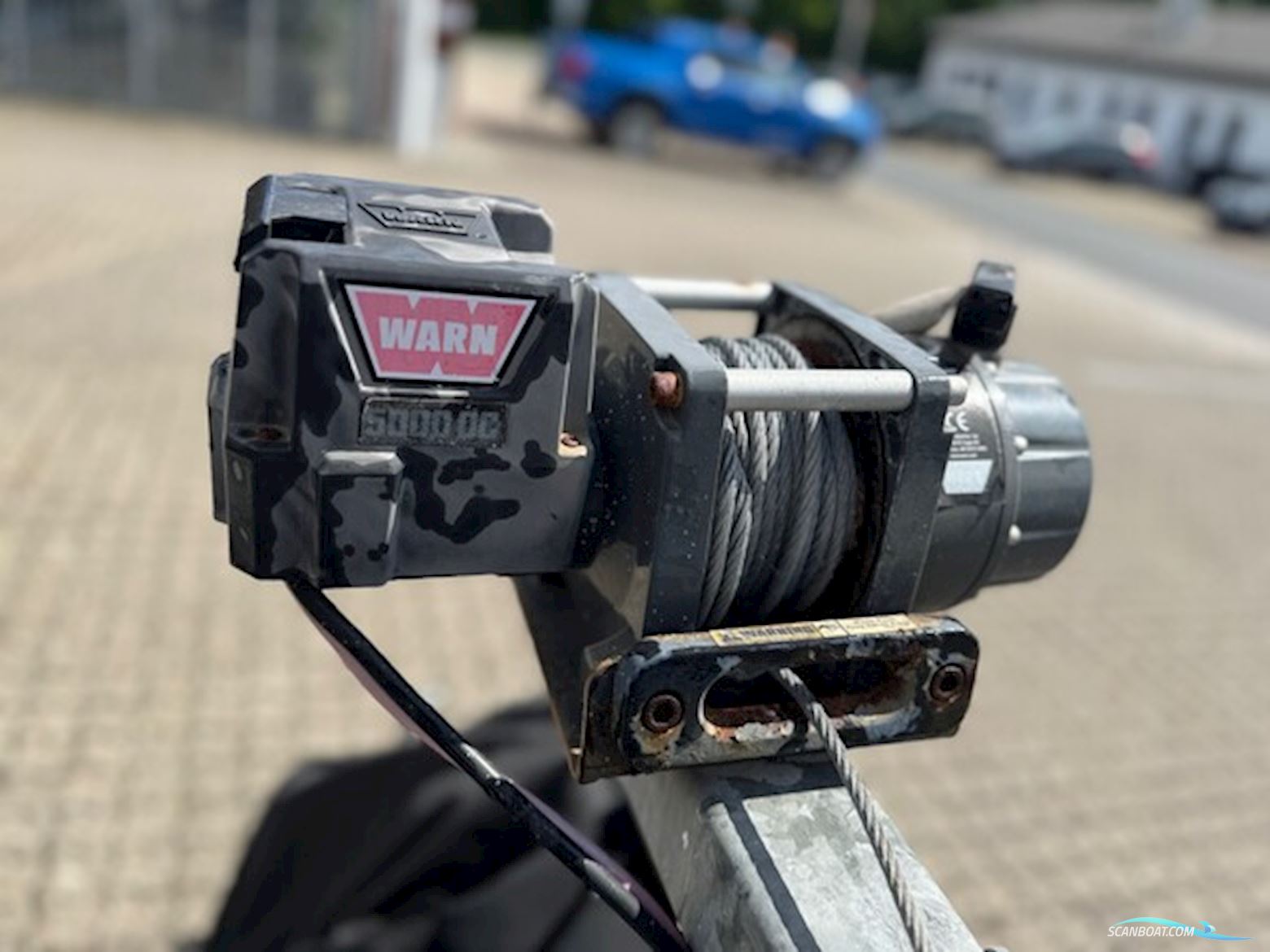 Nautique 226 Limited med 375 hk ZR6 8,1L V8 i/o og 3000 kg Humbauer bådtrailer - Engros til CVR nummer