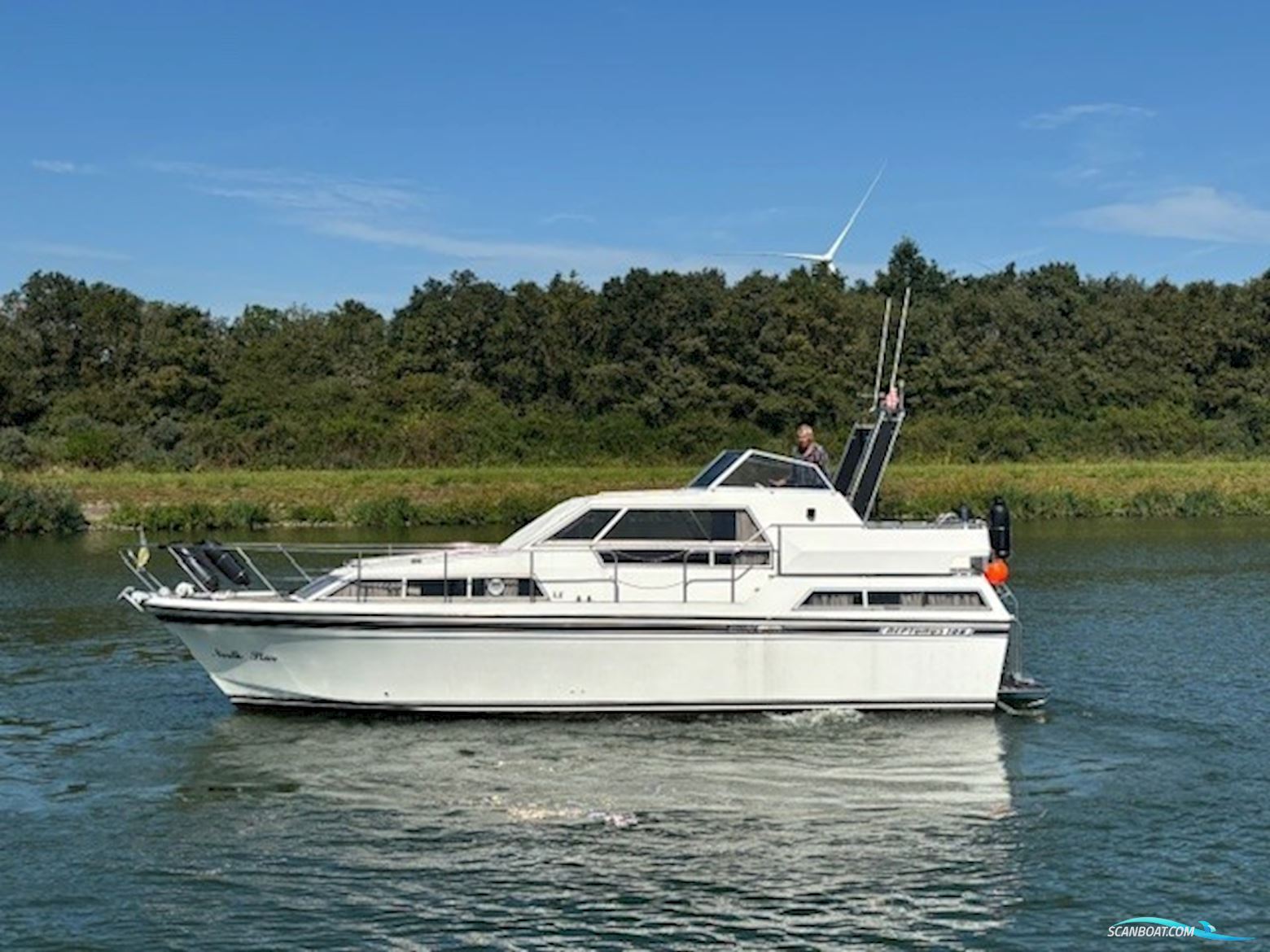Neptunus 106 AK Motorbåd 1984, med Volvo Penta motor, Holland