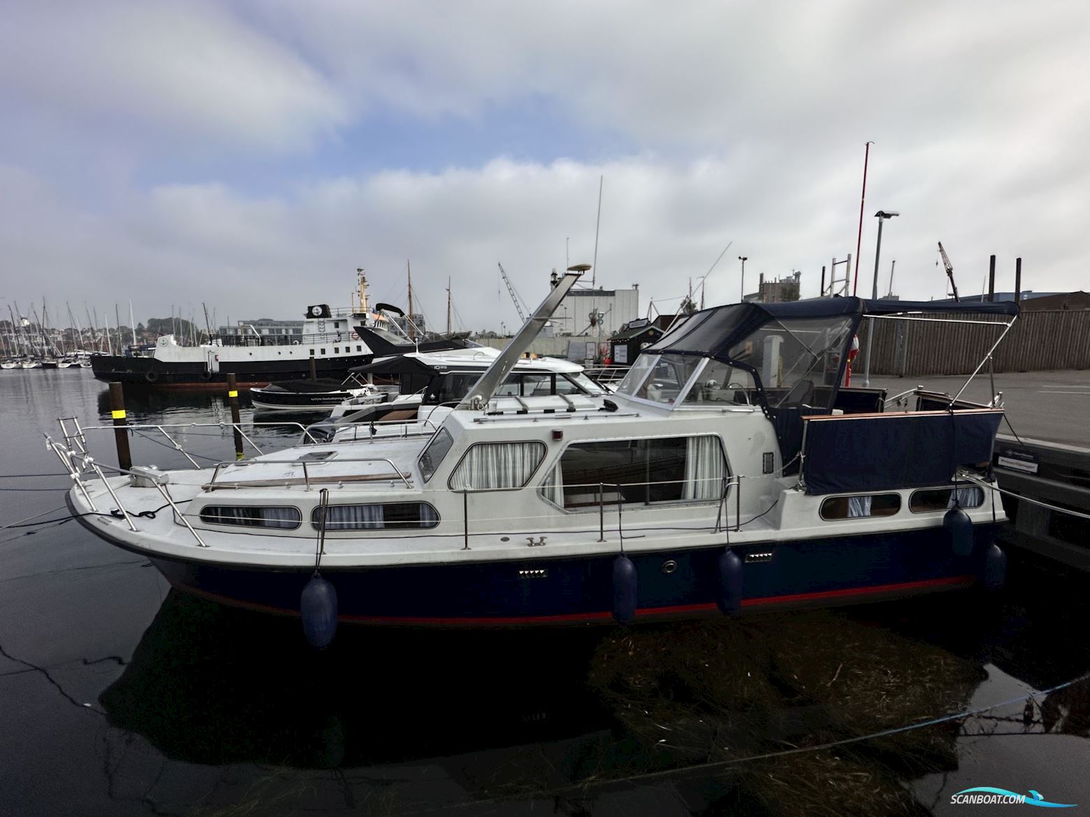 Neptunus 107 Motorbåd 1980, med Valmet motor, Danmark