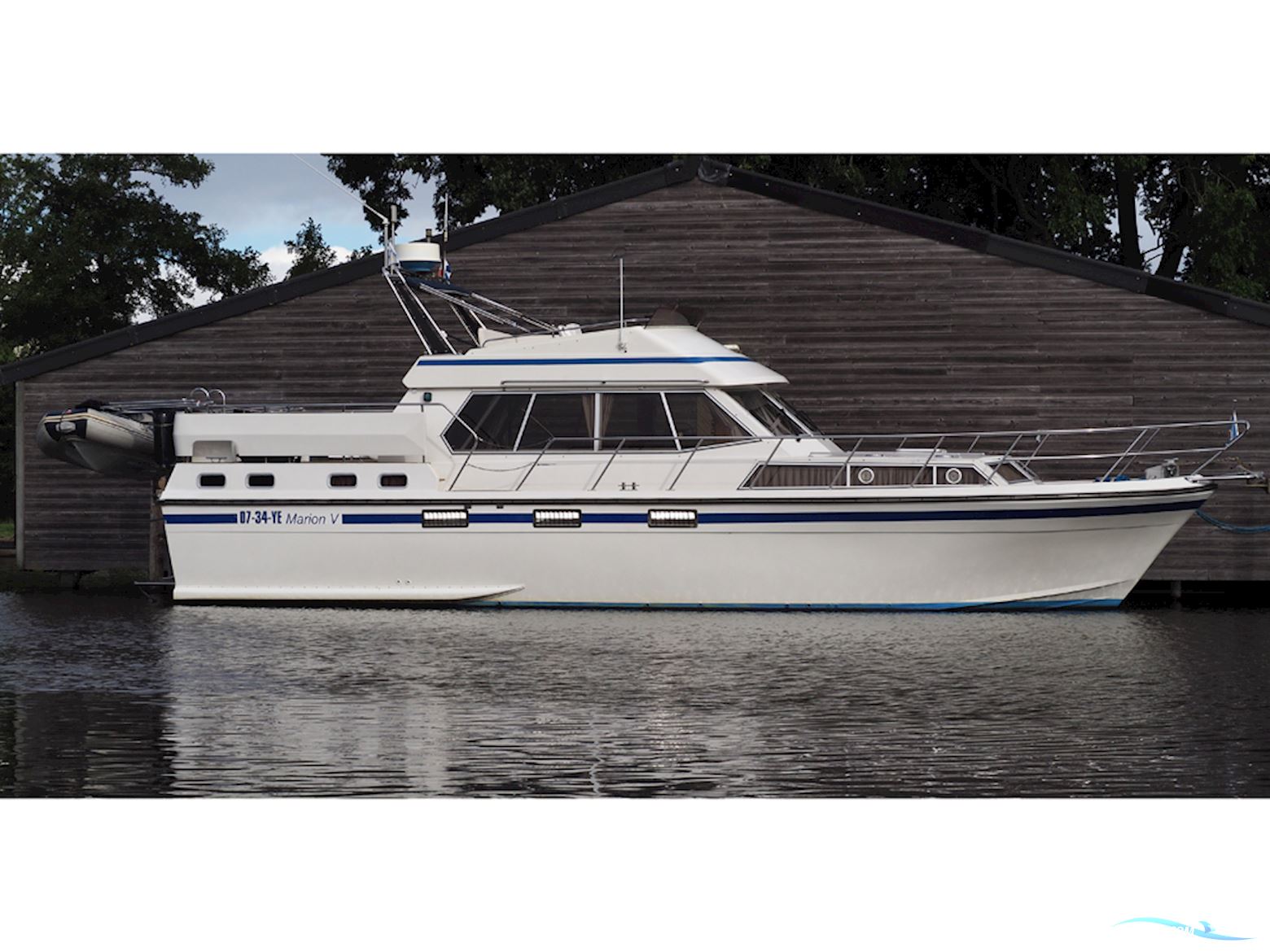 Neptunus 133 Flybridge Motorbåd 1987, med Volvo Penta Tamd71-A motor, Holland