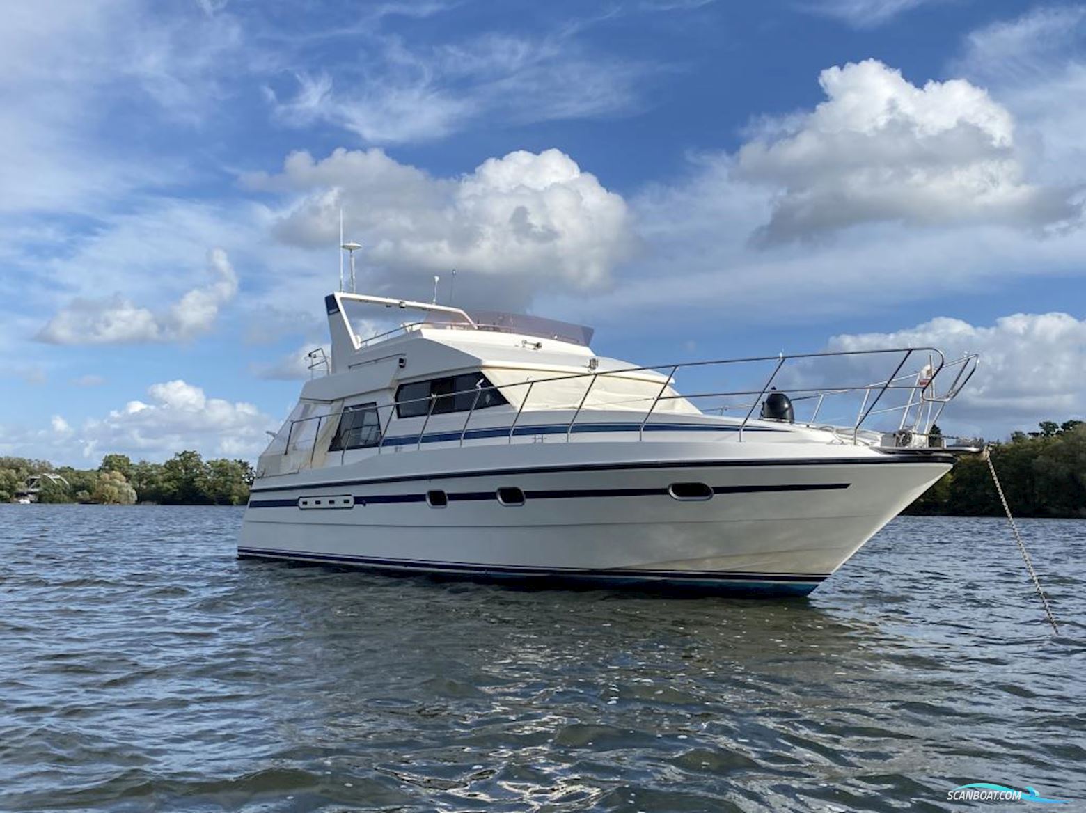 Neptunus 138 Sedan Fly