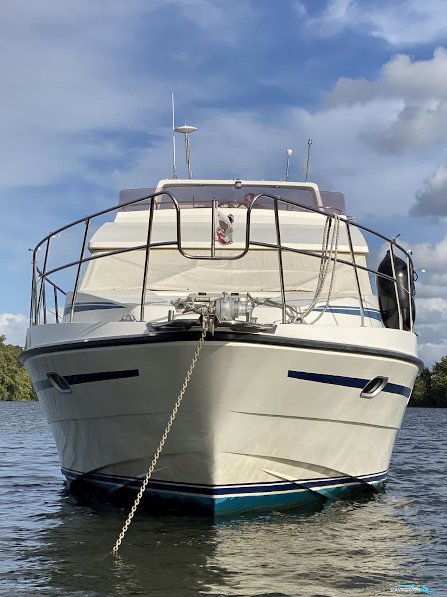 Neptunus 138 Sedan Fly