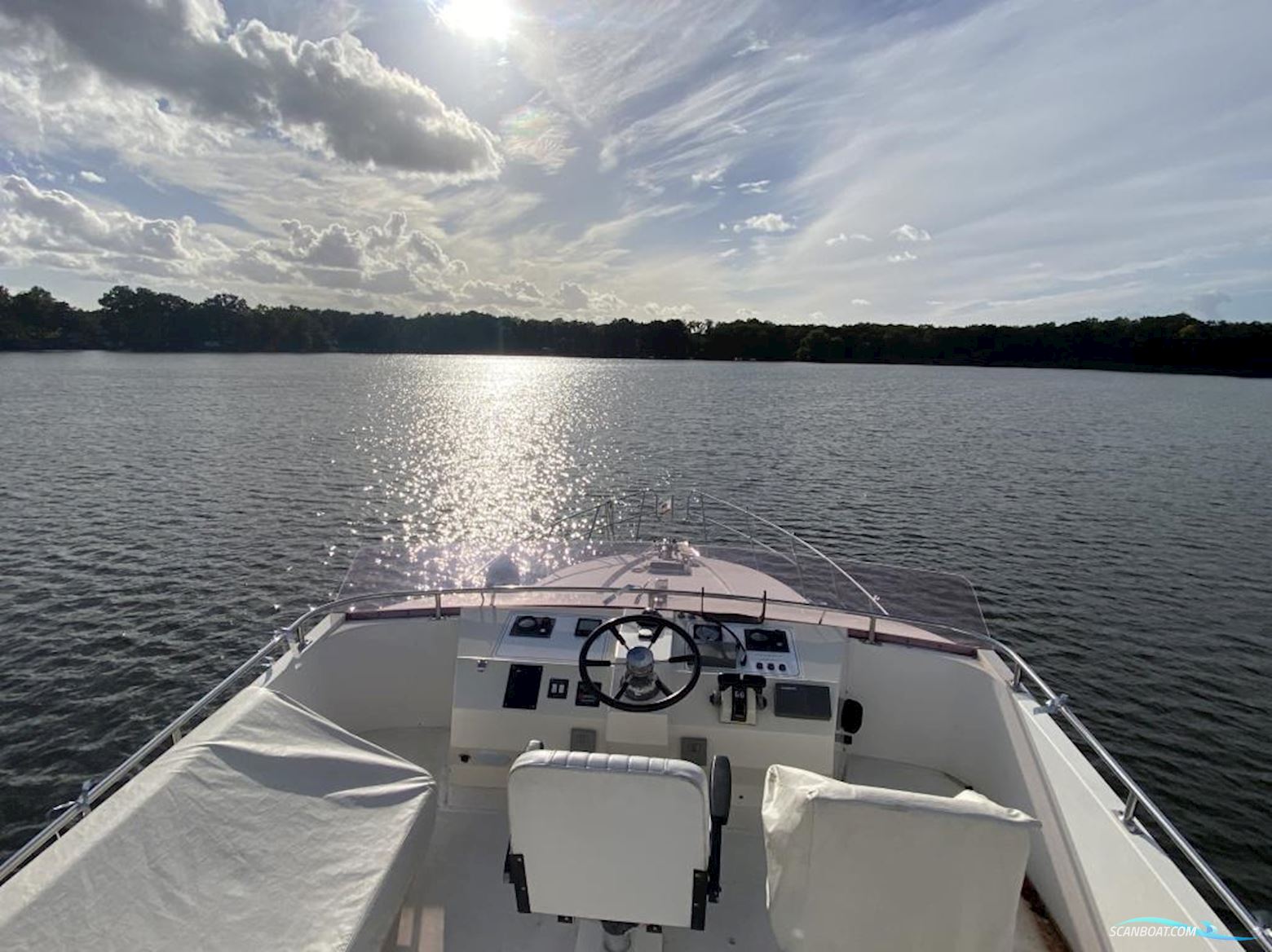 Neptunus 138 Sedan Fly