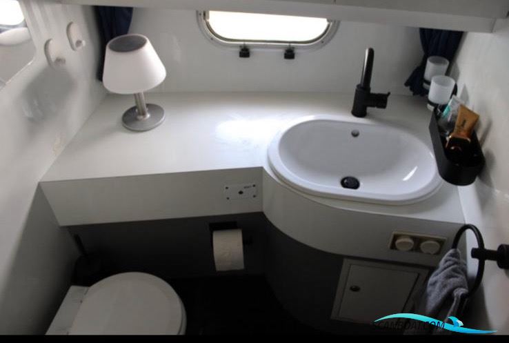 Neptunus 138 Sedan Fly