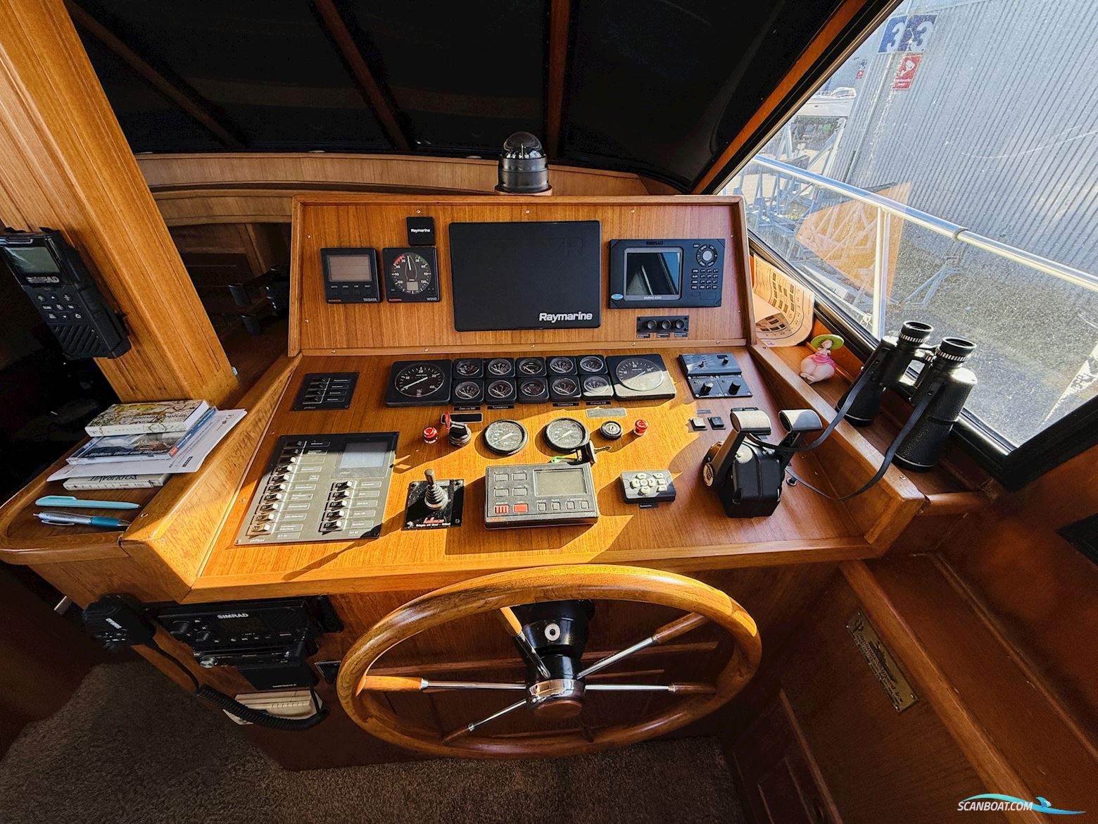 Neptunus 145 Flybridge