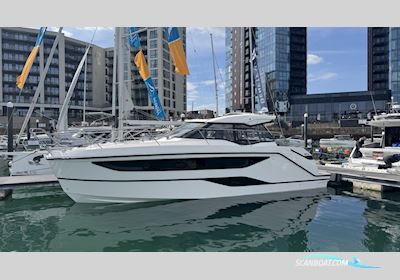 New Bavaria SR35 Motorbåd 2024, med Volvo Penta motor, England