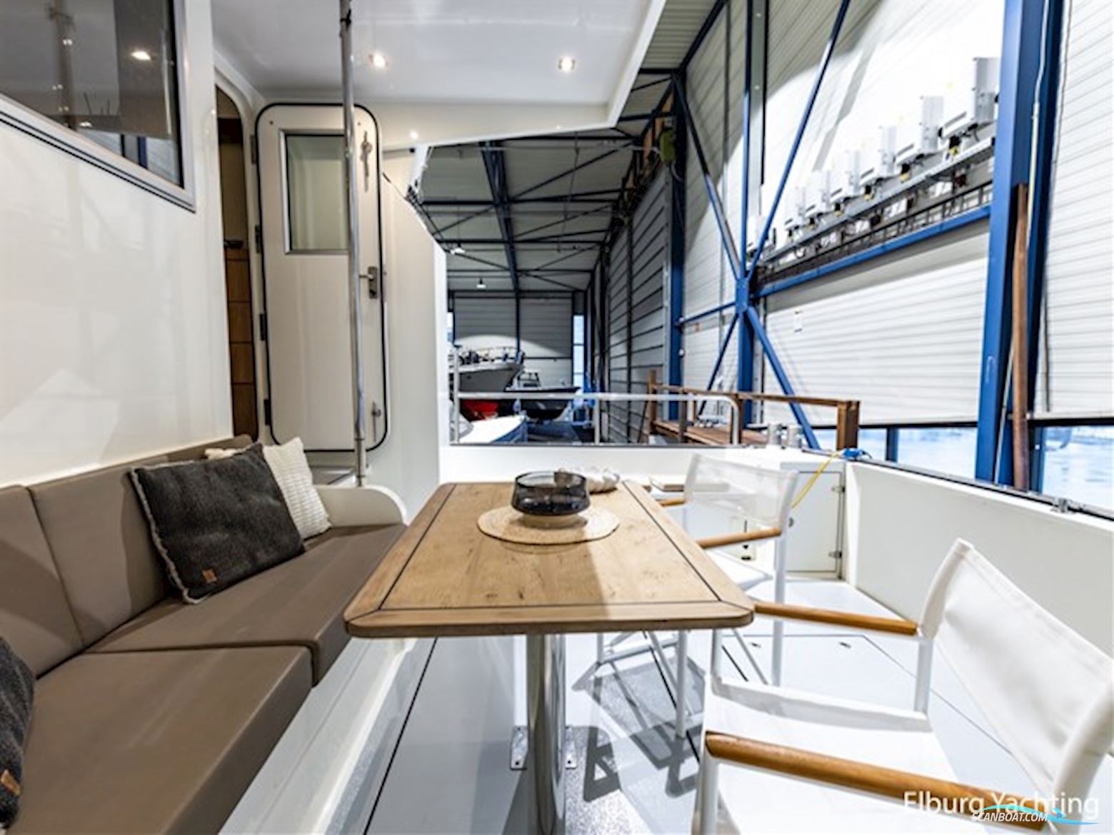 NG Explorer 50 - Pilot Yacht