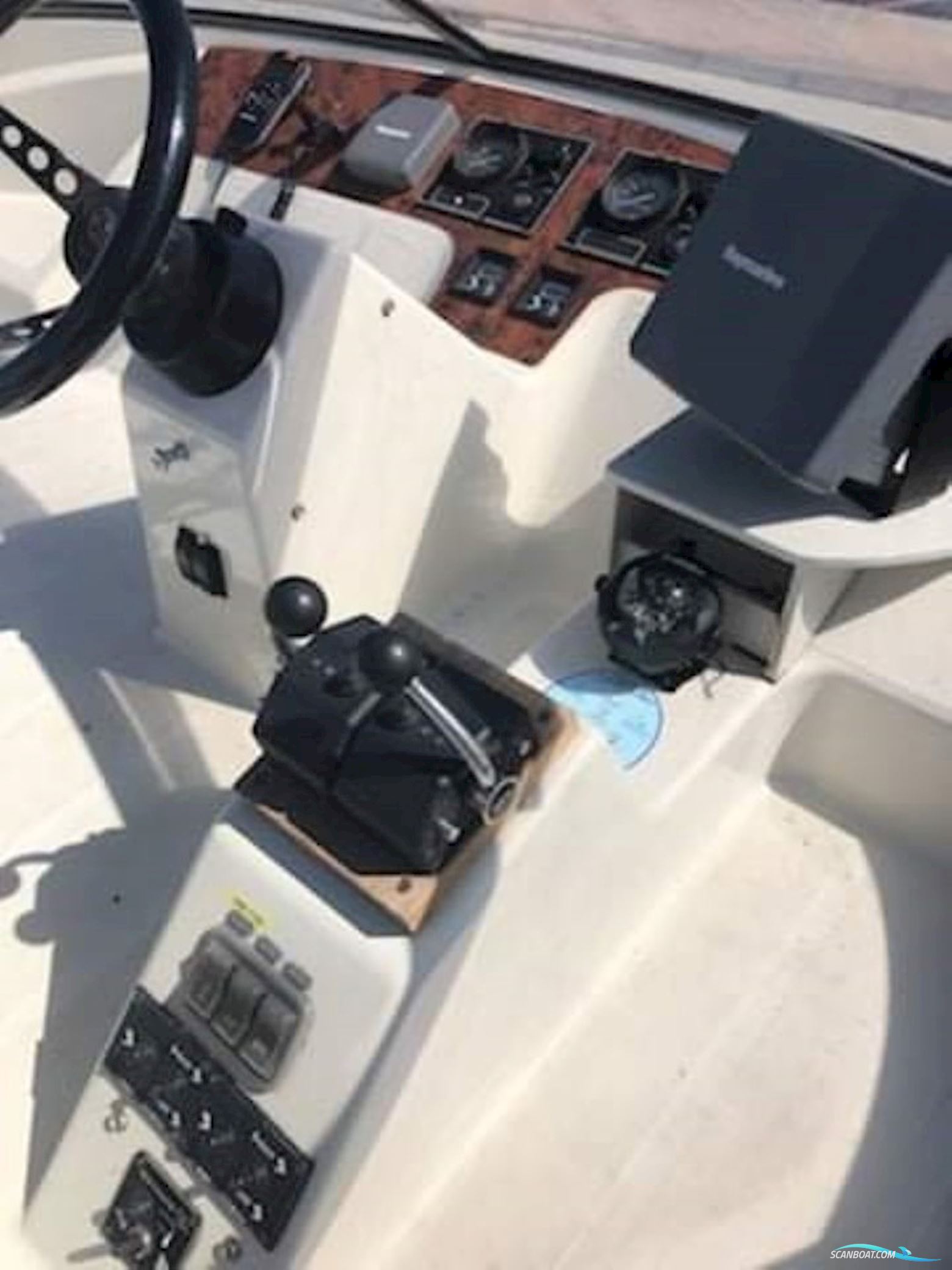 Nidelv 4000 Cabincruiser FB