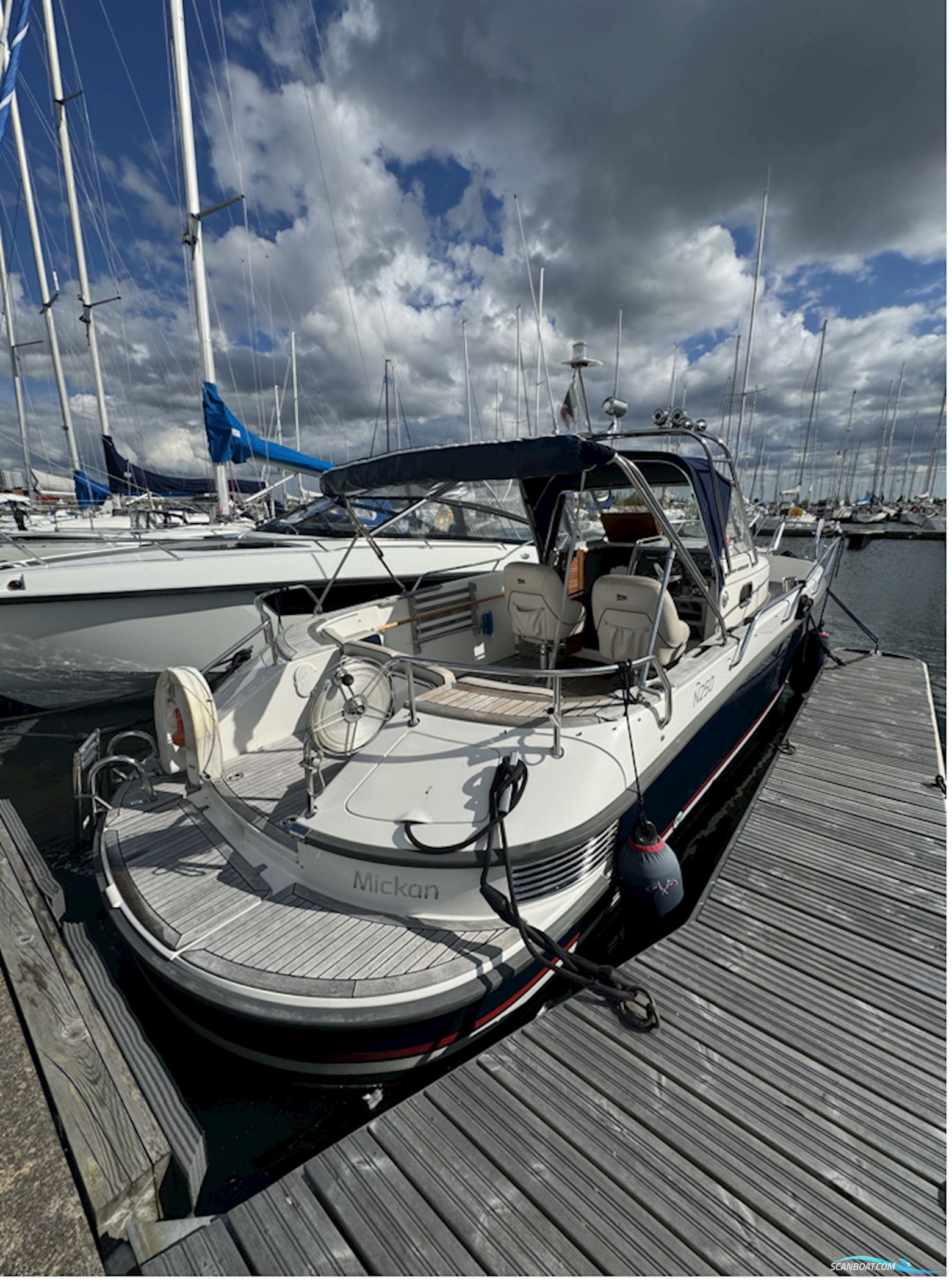 Nimbus 250 R