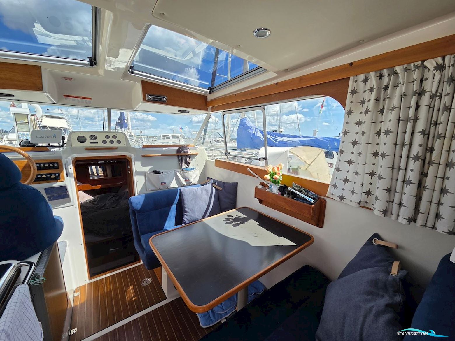 Nimbus 280 Coupe