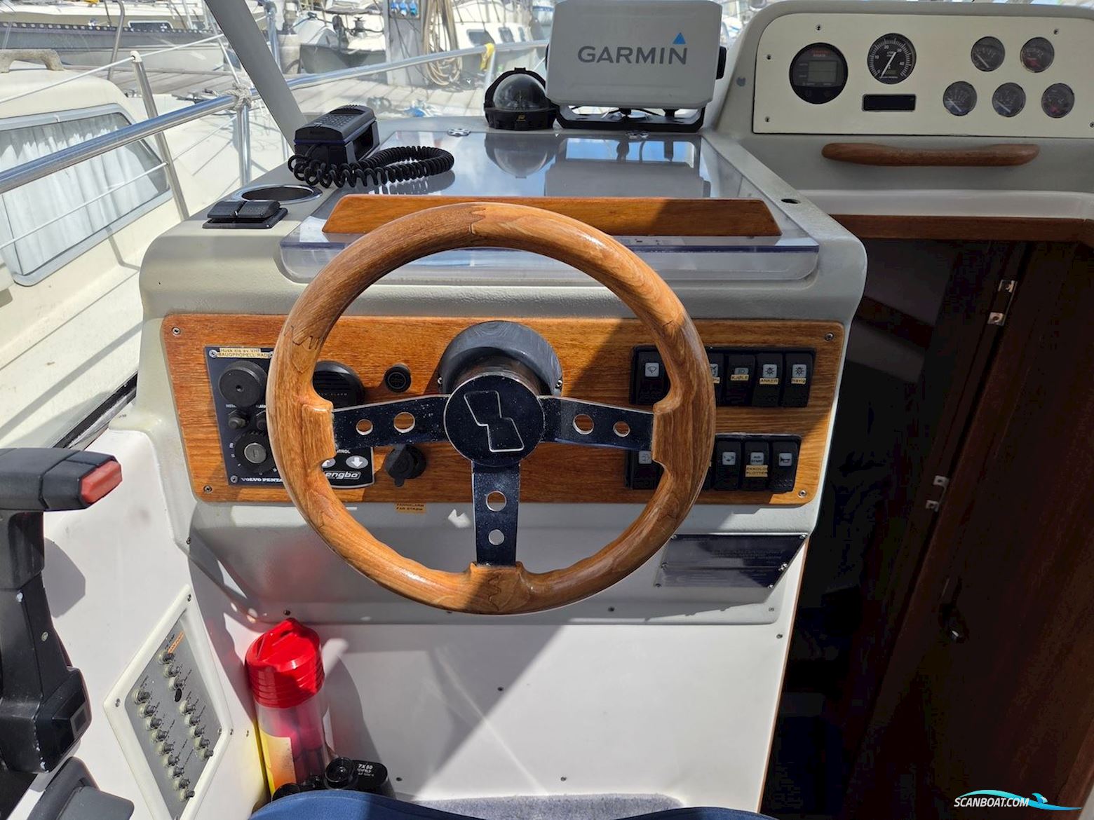 Nimbus 280 Coupe