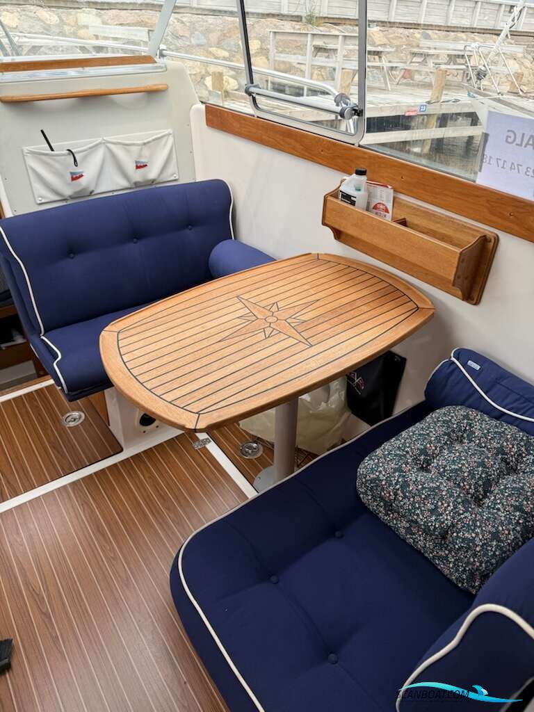 Nimbus 280 Coupe