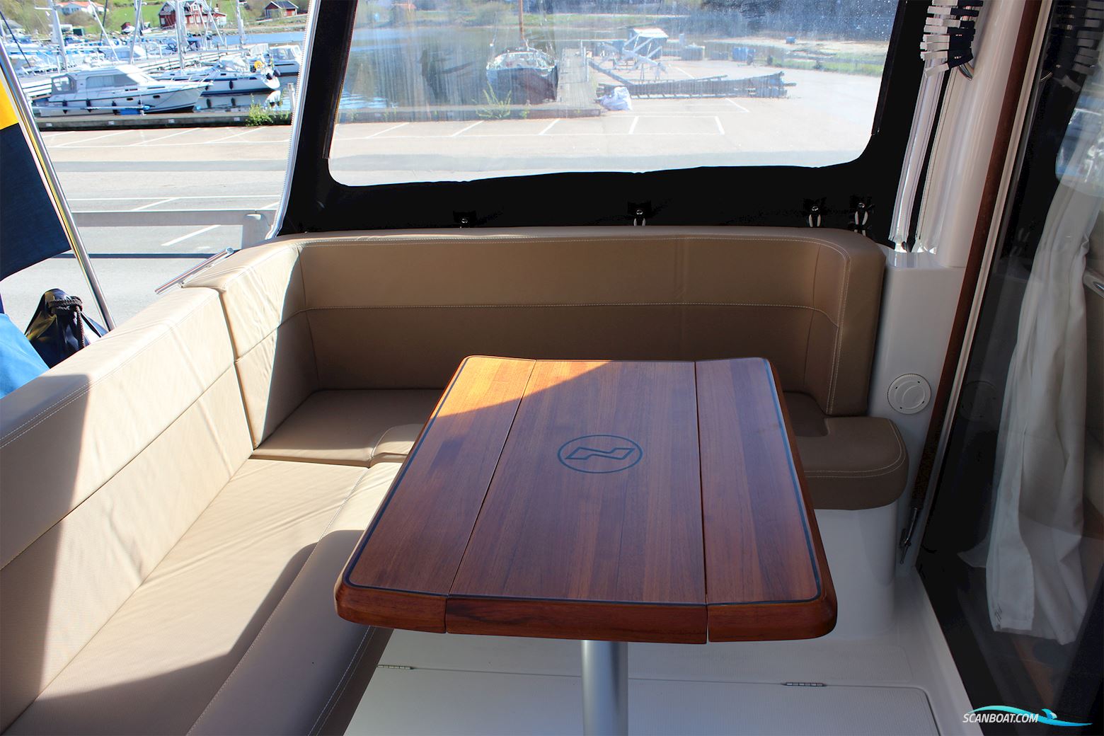 Nimbus 305 Coupe