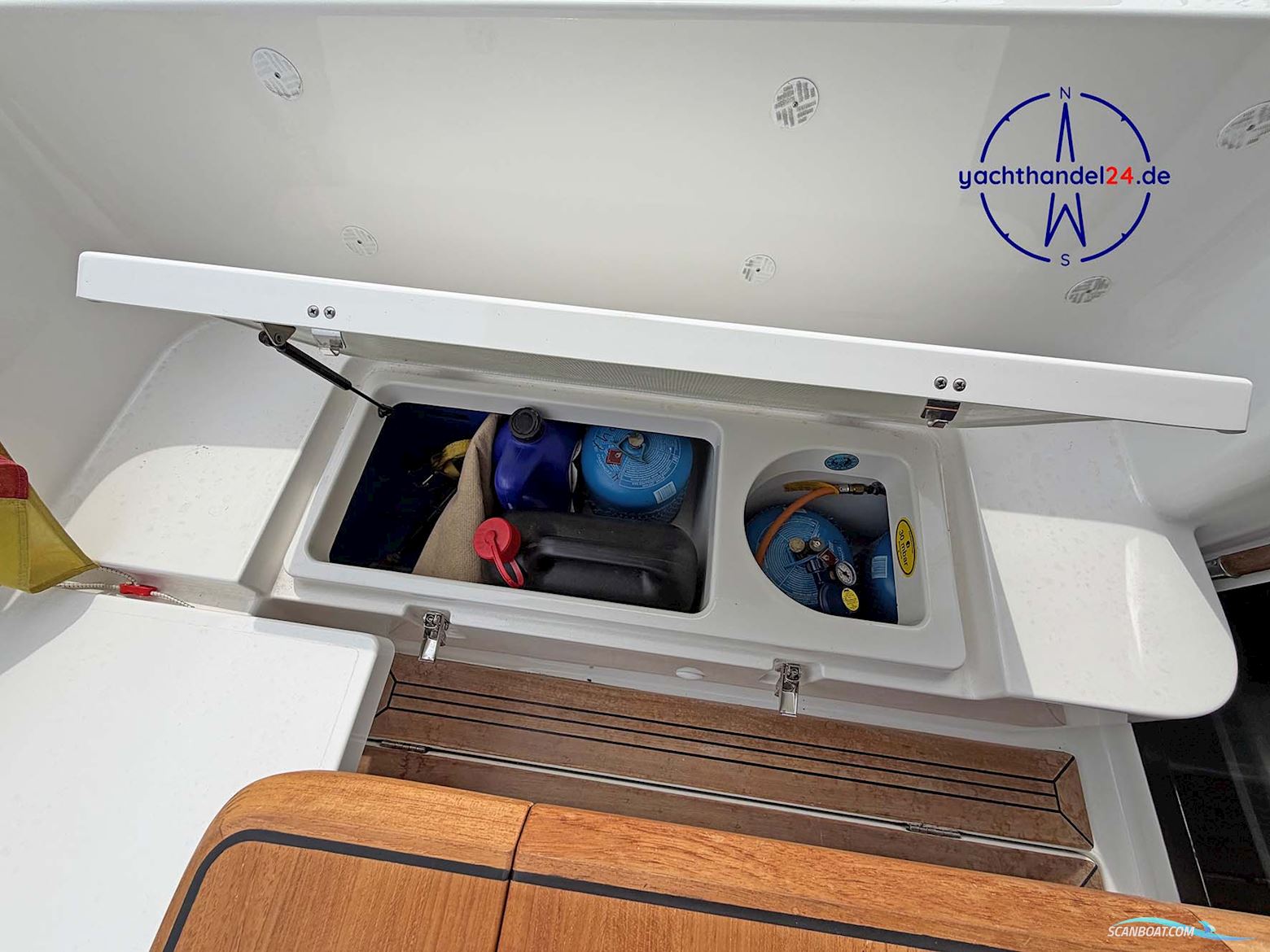 Nimbus 305 Coupé