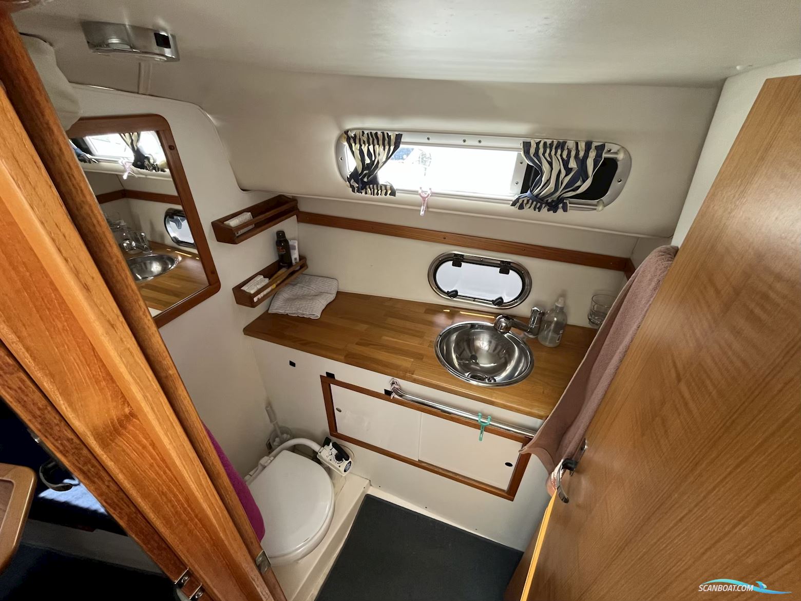 Nimbus 320 Coupe (2002) - Nedsat