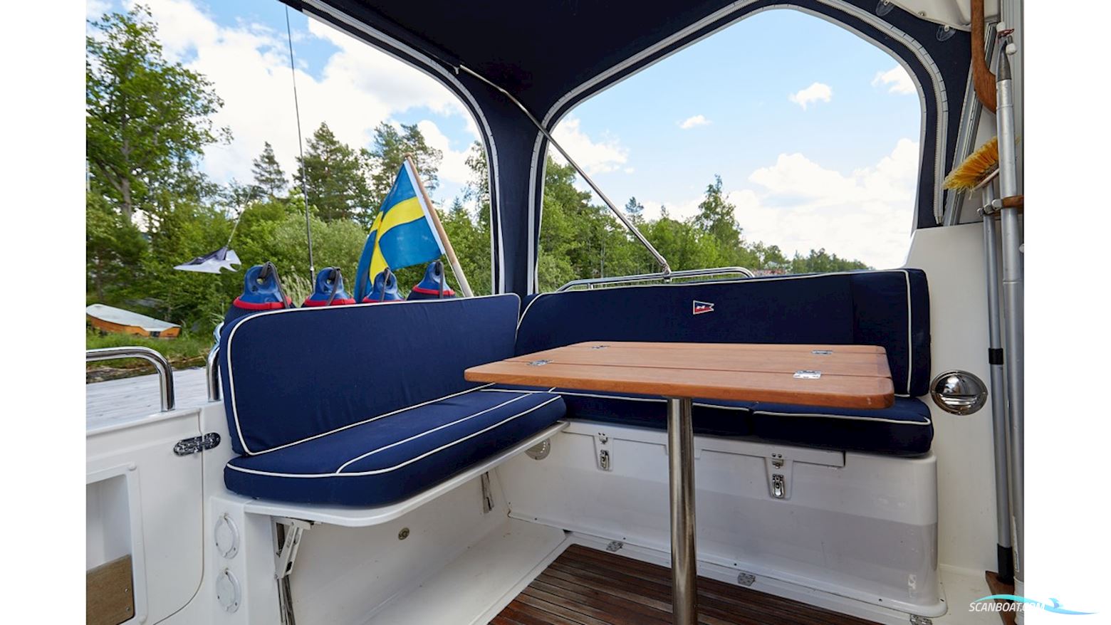 NIMBUS 320 COUPÉ
