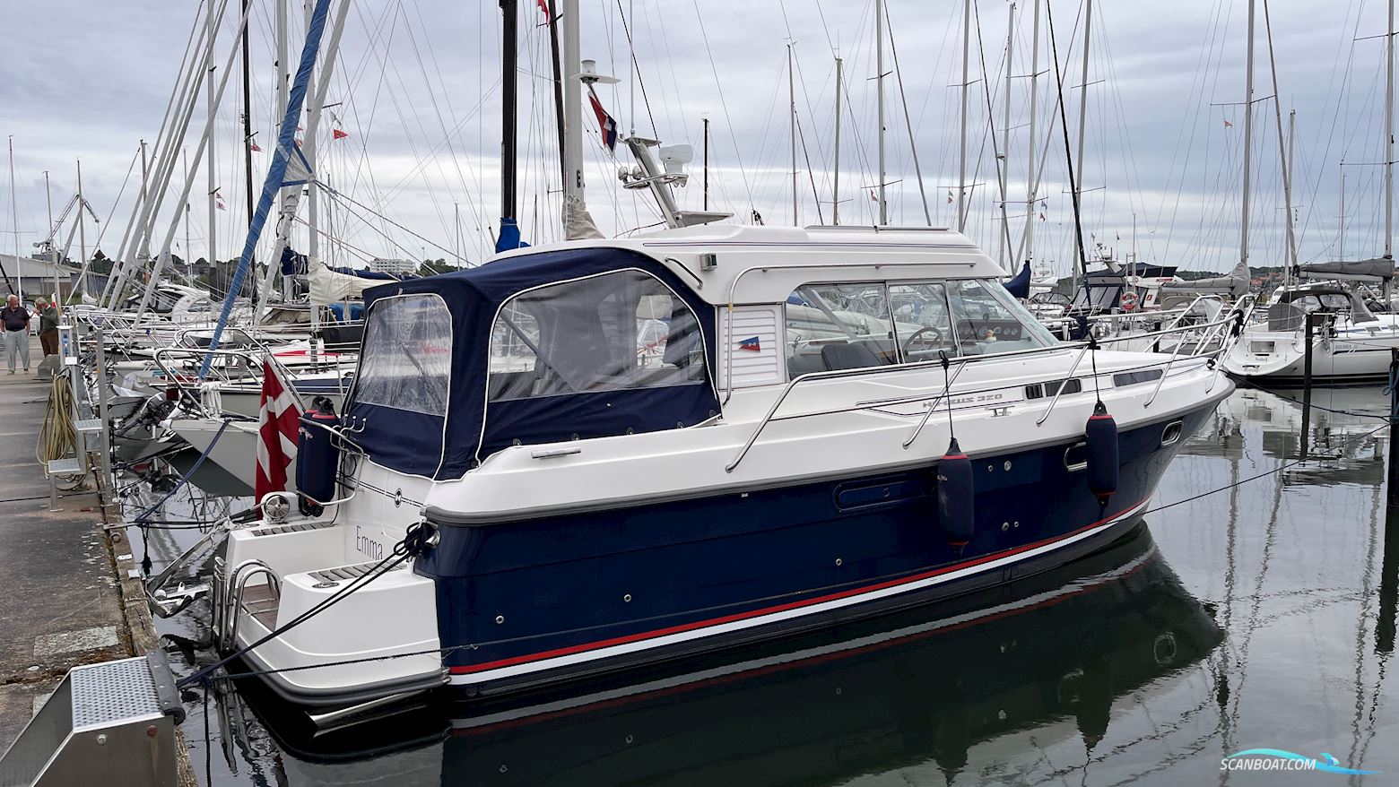 Nimbus 320 Coupe