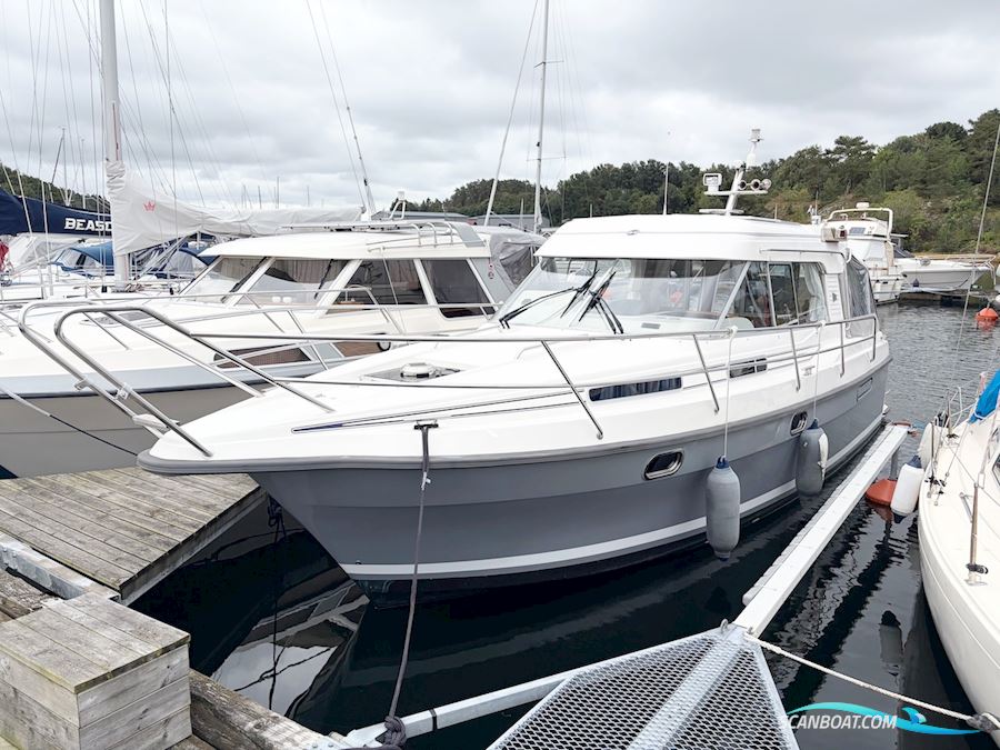 Nimbus 320 Coupe Motorbåd 2006, med Volvo Penta D4-210 motor, Sverige