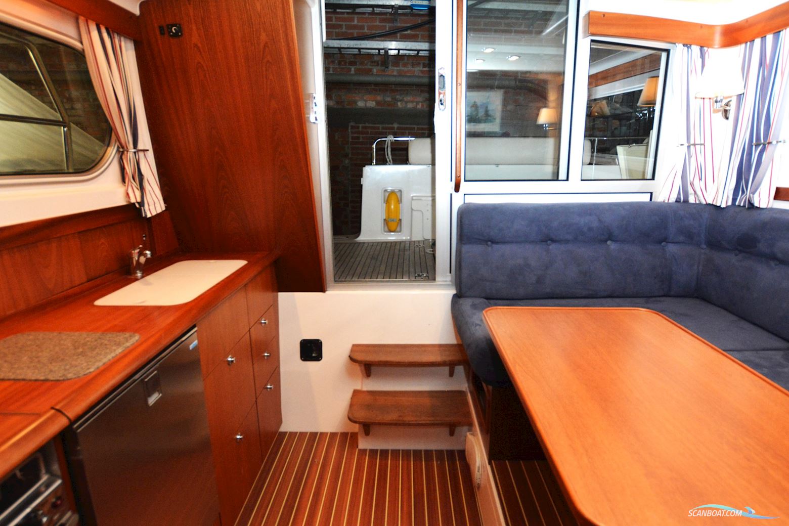 Nimbus 340 Commander Fly