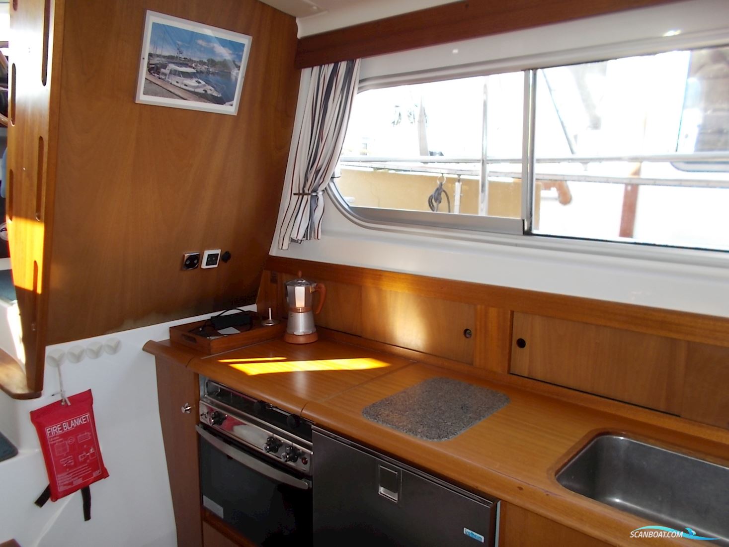 Nimbus 340 Commander