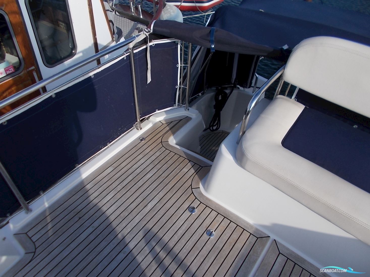 Nimbus 340 Commander