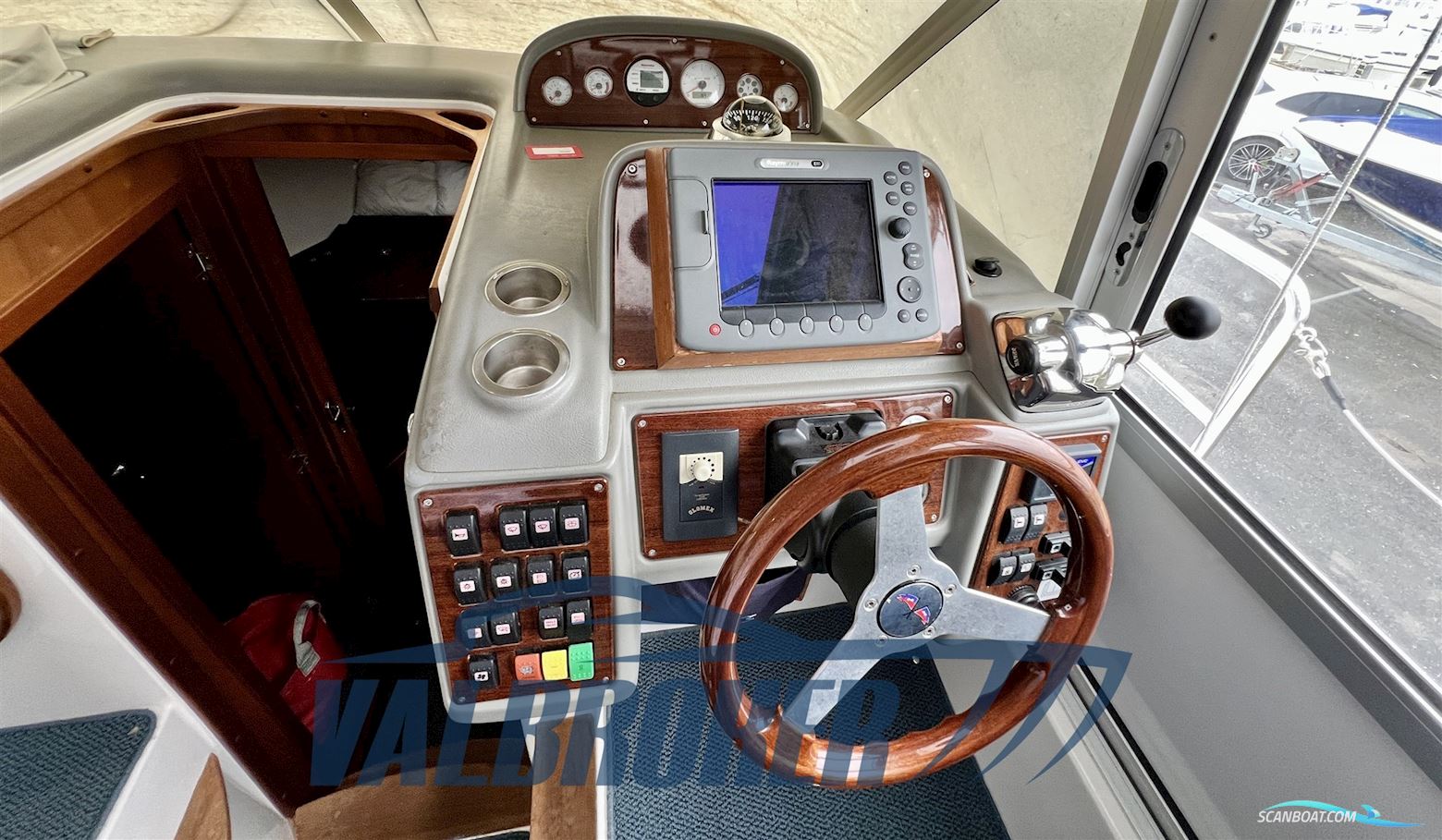 Nimbus 340 Commander