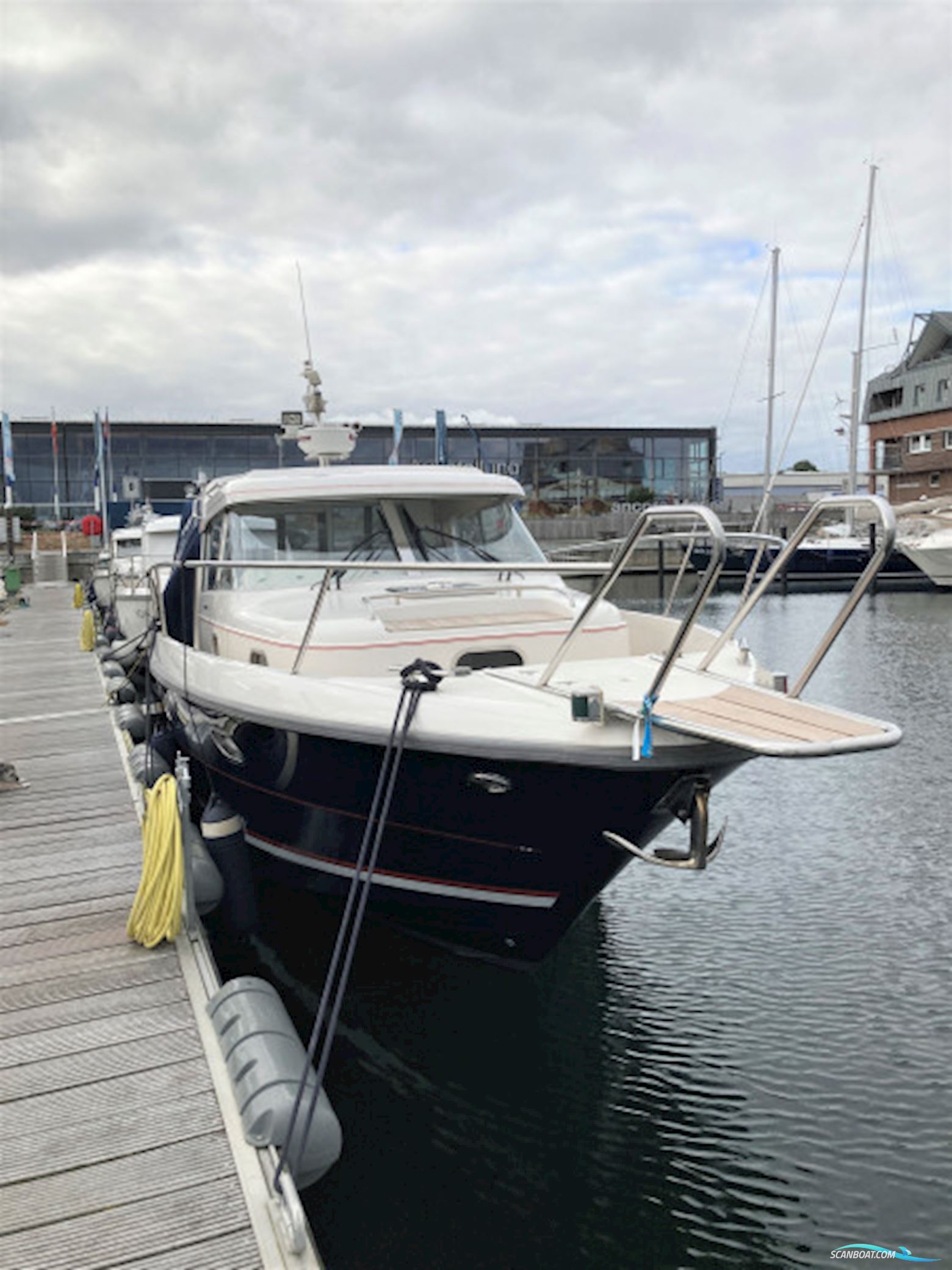 Nimbus 35 Nova Coupé