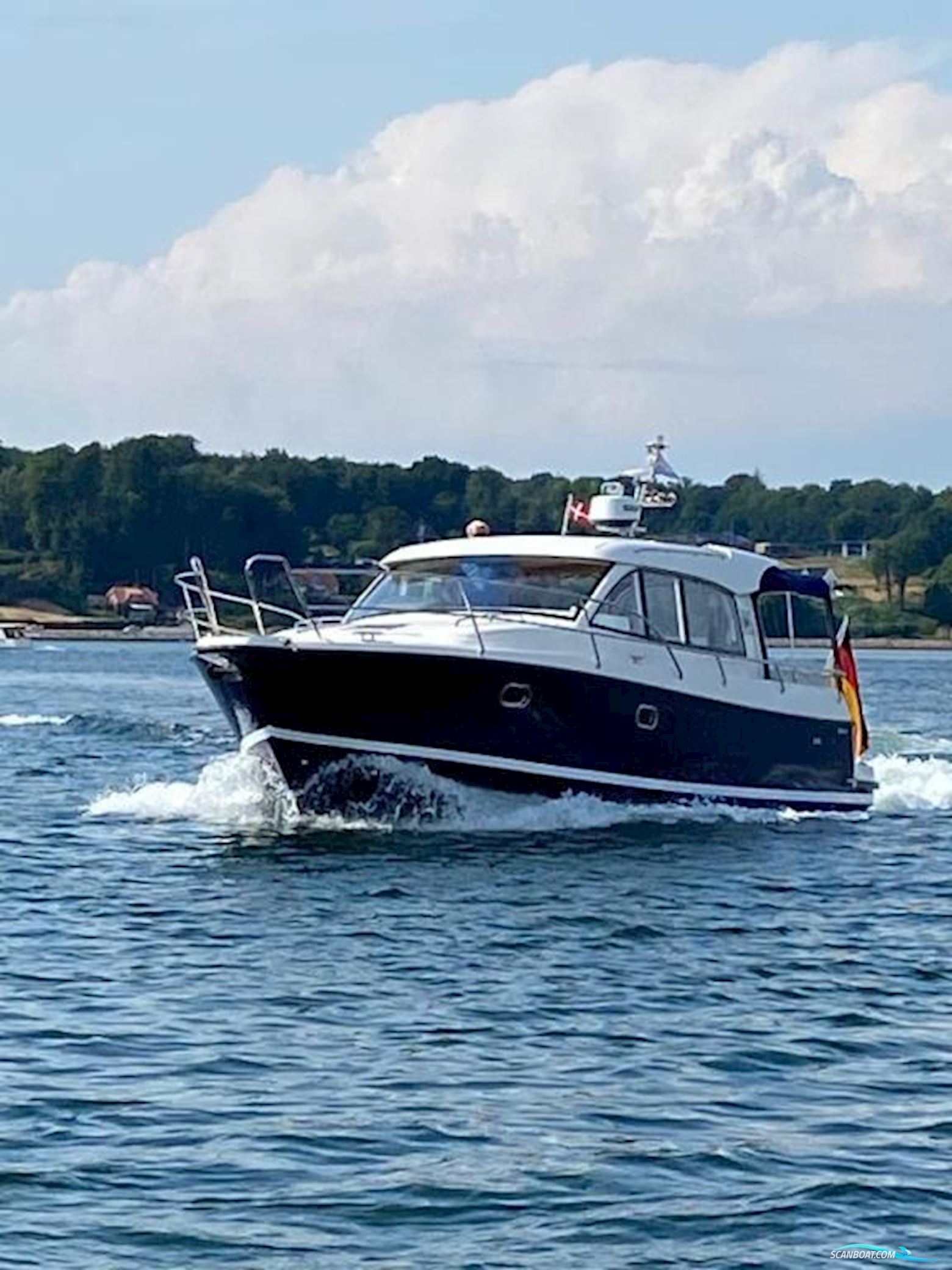 Nimbus 365 Coupe Mit Yacht Controller Motorbåd 2012, med Volvo Panta D4 motor, Tyskland