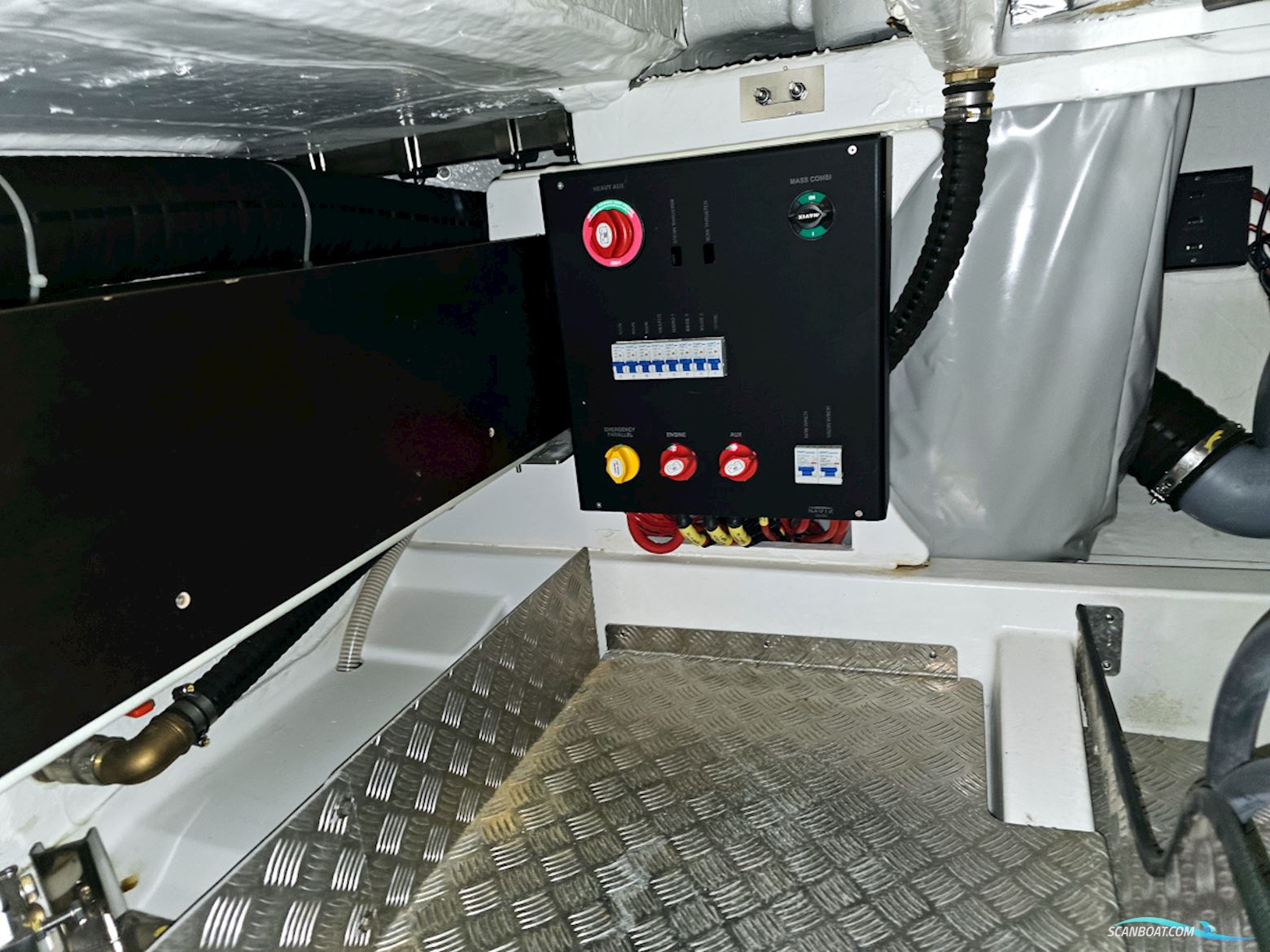 Nimbus 365 Coupe Volvo Penta D6-435 EVC II