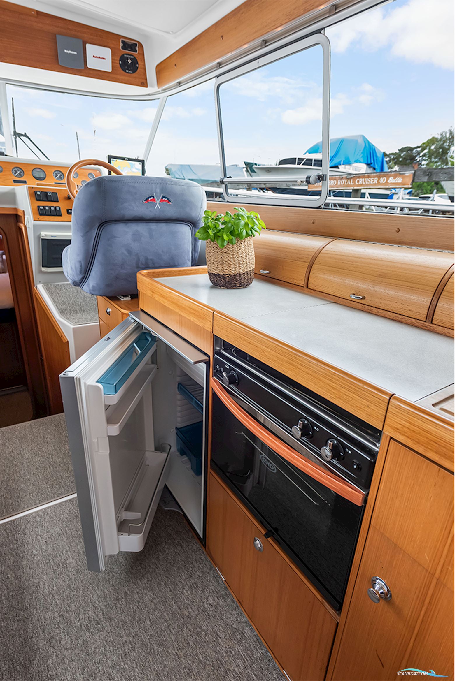 Nimbus 380 Carisma