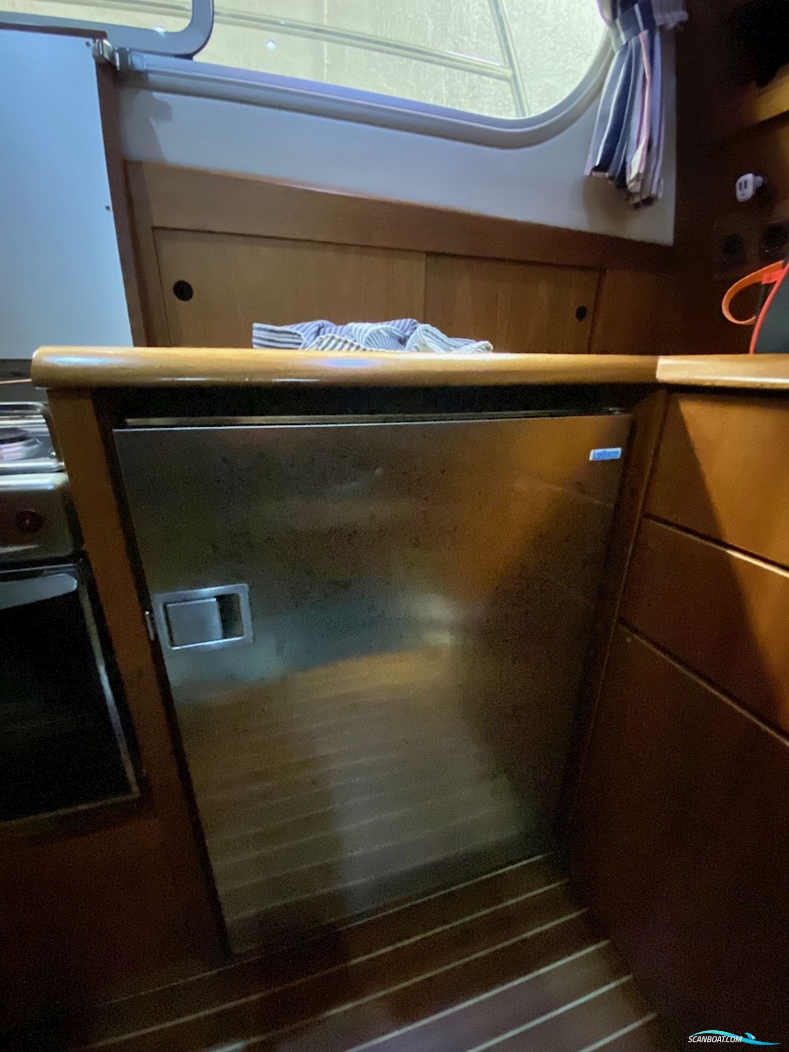 Nimbus 380 Commander