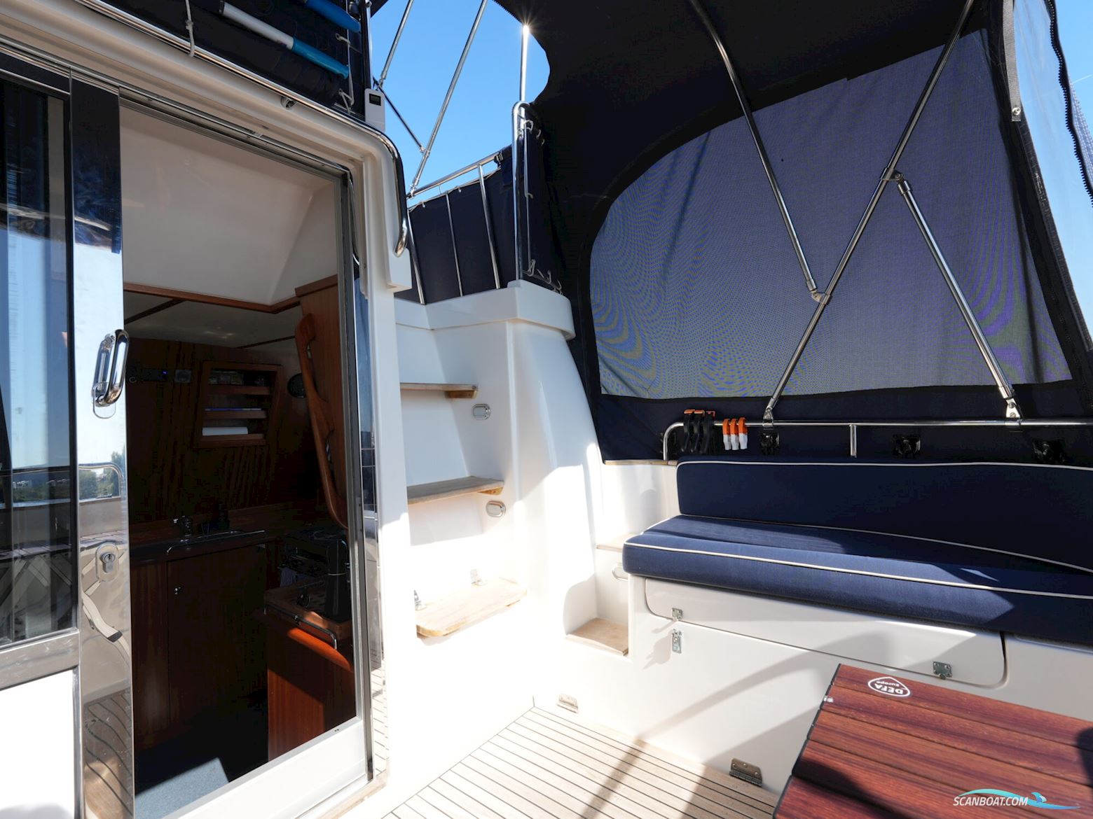 Nimbus 380 Commander