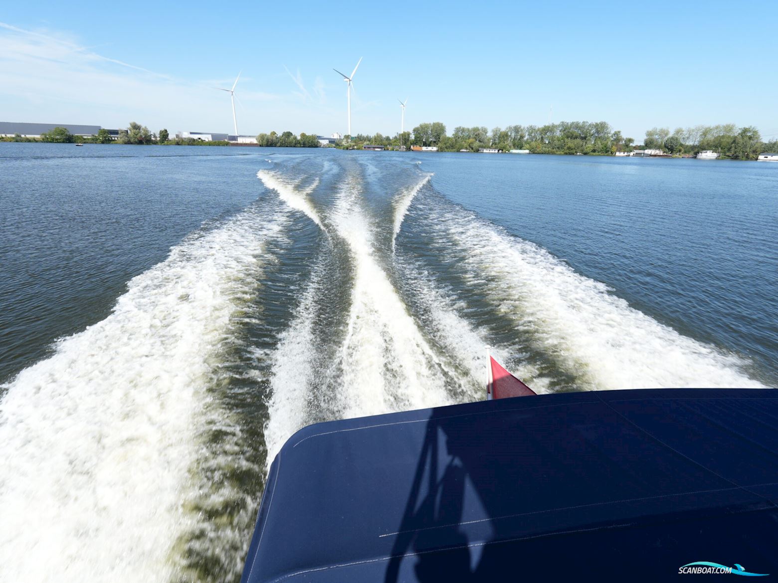 Nimbus 380 Commander