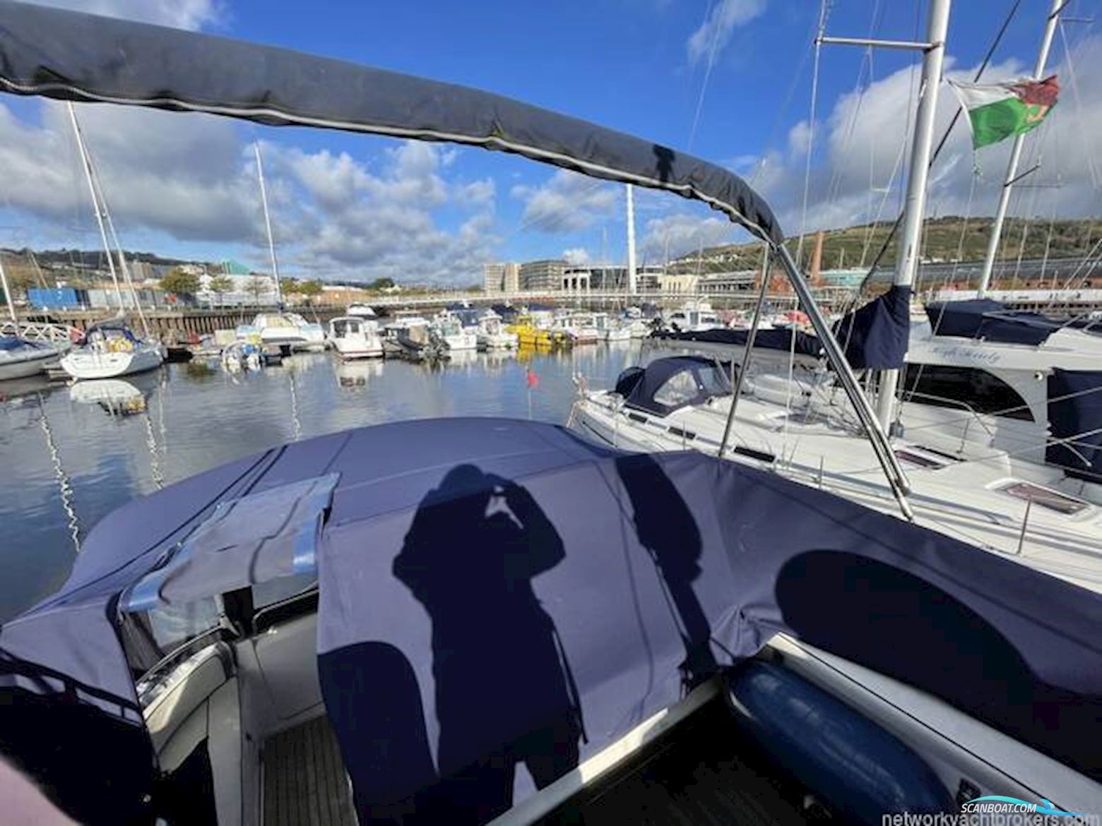 Nimbus 380 Commander