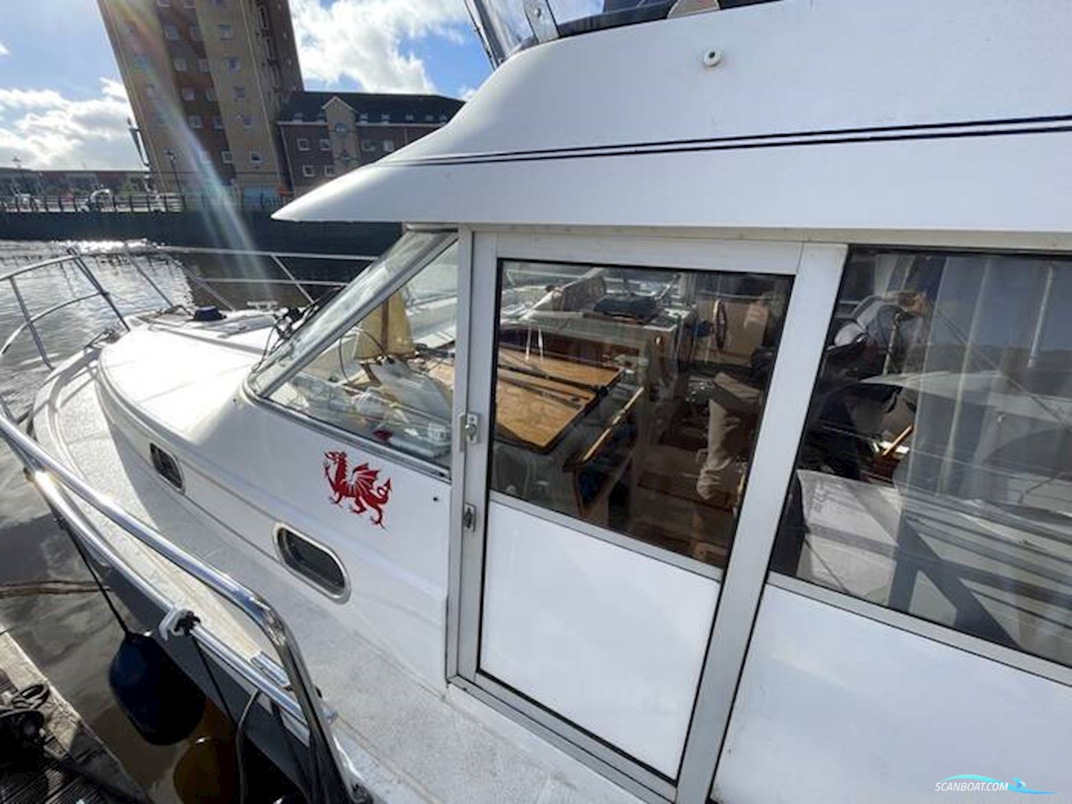 Nimbus 380 Commander