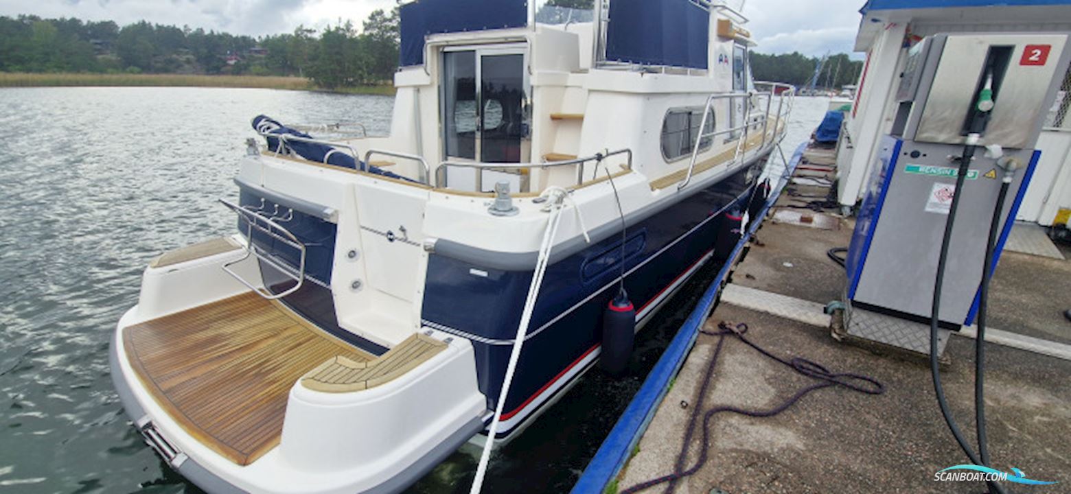 Nimbus 380 Commander