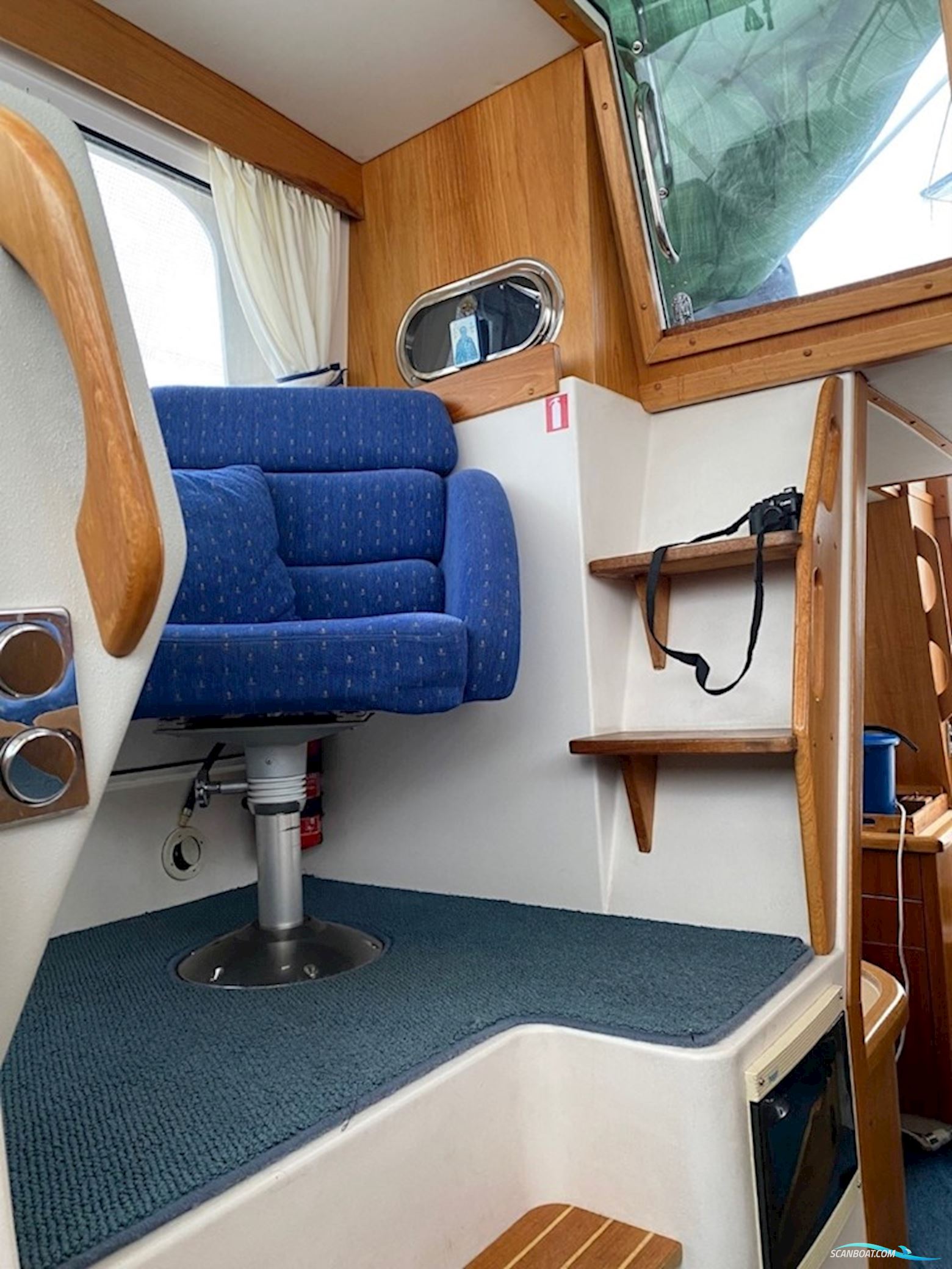 Nimbus 380 Commander