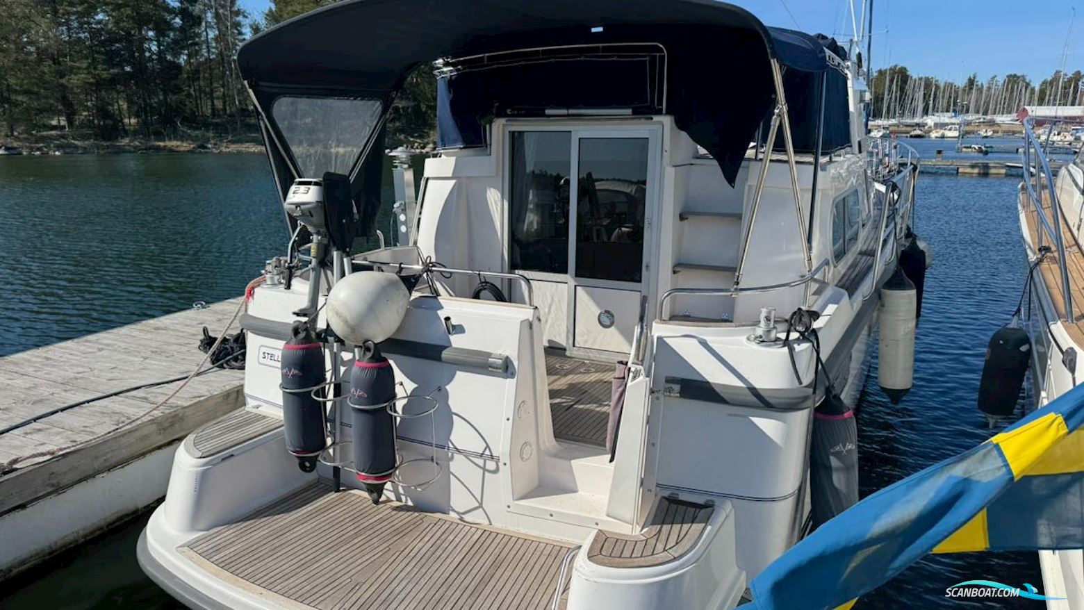 Nimbus 380 Commander