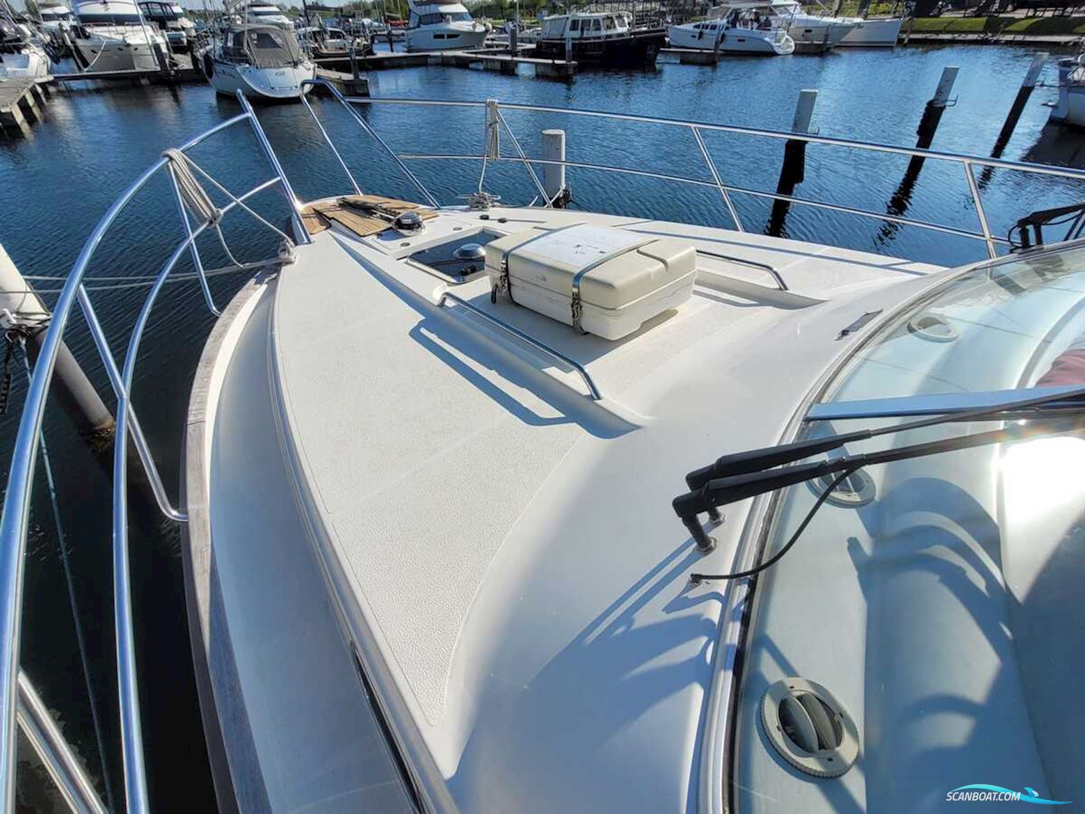 Nimbus 380 Commander